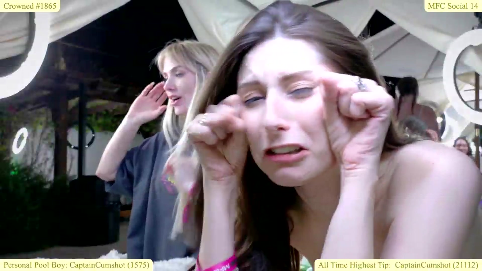 Gallery image thumbnail from AprilStFranco's myfreecams stream on, 05/20/2026, 05:03 image 13 of 20