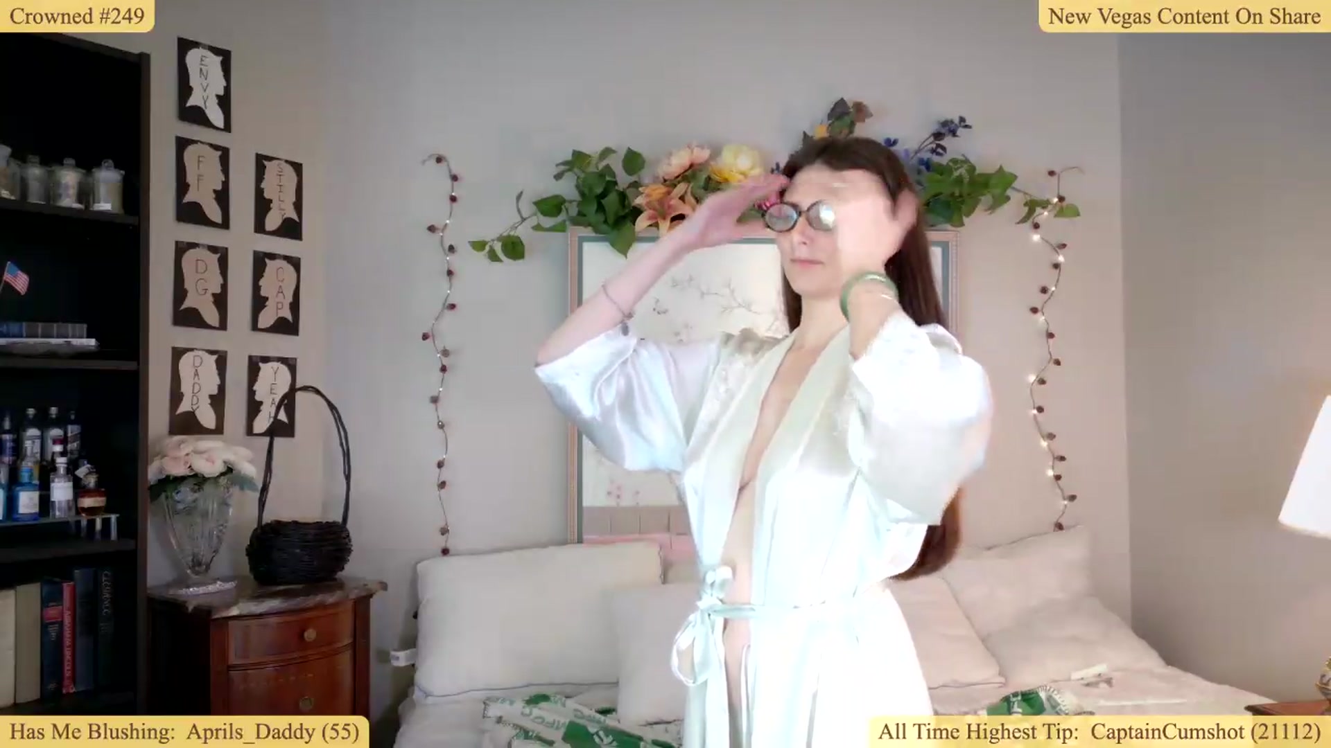 Gallery image thumbnail from AprilStFranco's myfreecams stream on, 06/09/2026, 18:33 image 6 of 20