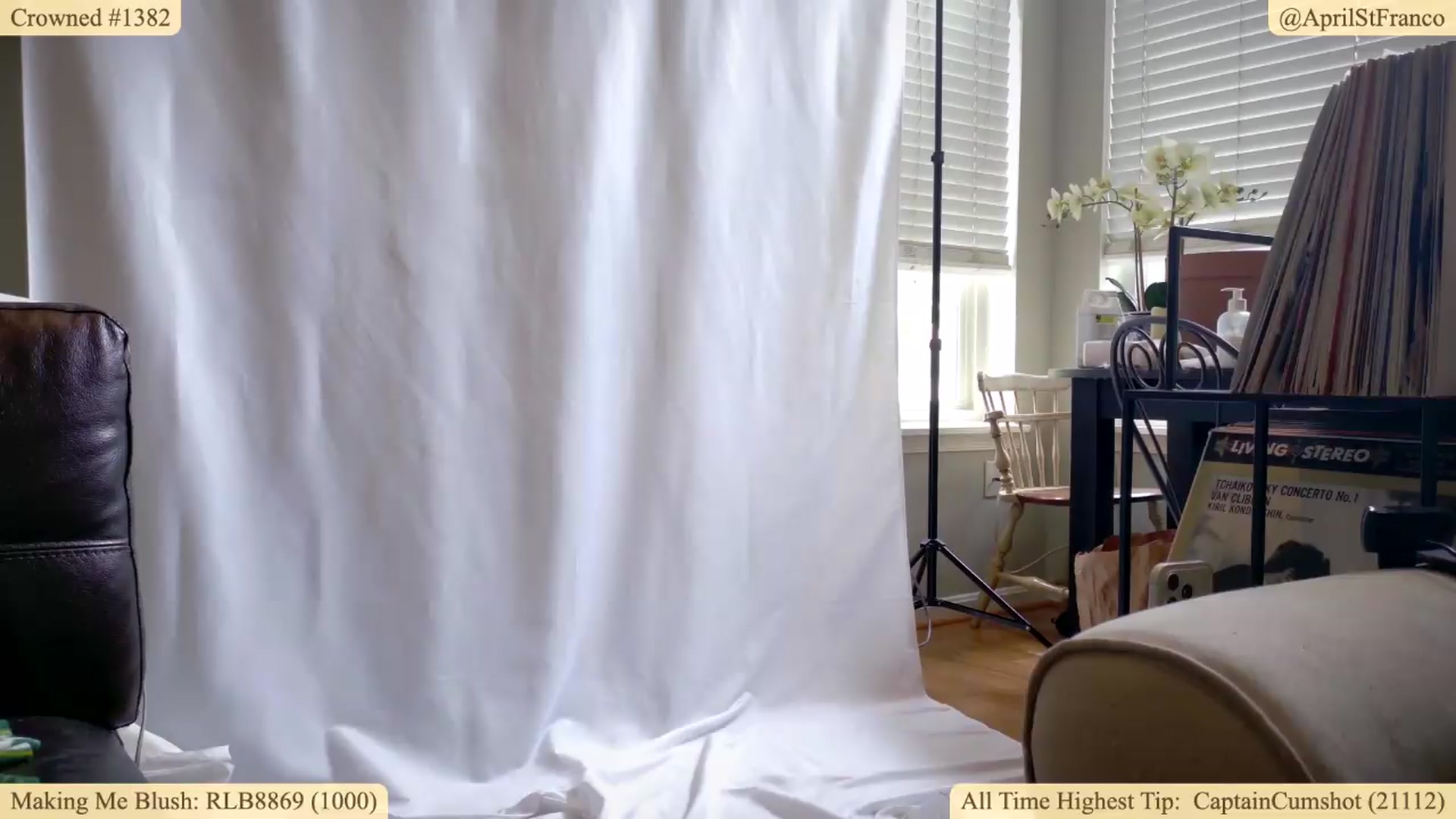 Gallery image thumbnail from AprilStFranco's myfreecams stream on, 08/08/2026, 19:09 image 4 of 20