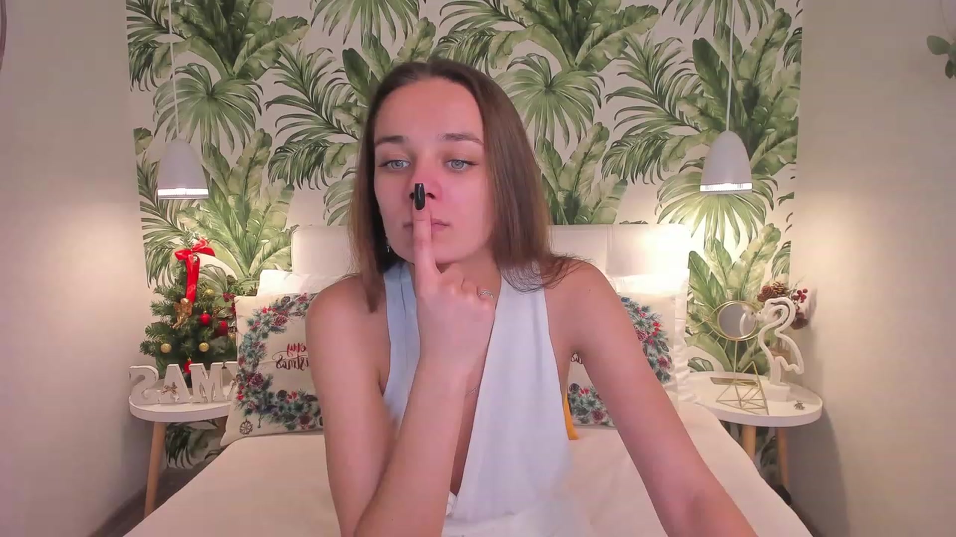 Gallery image thumbnail from AprilWong's myfreecams stream on, 01/04/2023, 18:58 image 3 of 20