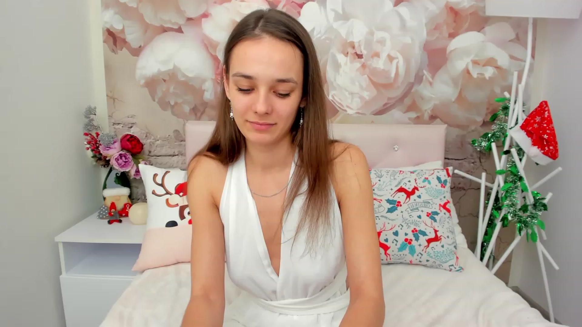 Gallery image thumbnail from AprilWong's myfreecams stream on, 01/05/2023, 19:53 image 16 of 20