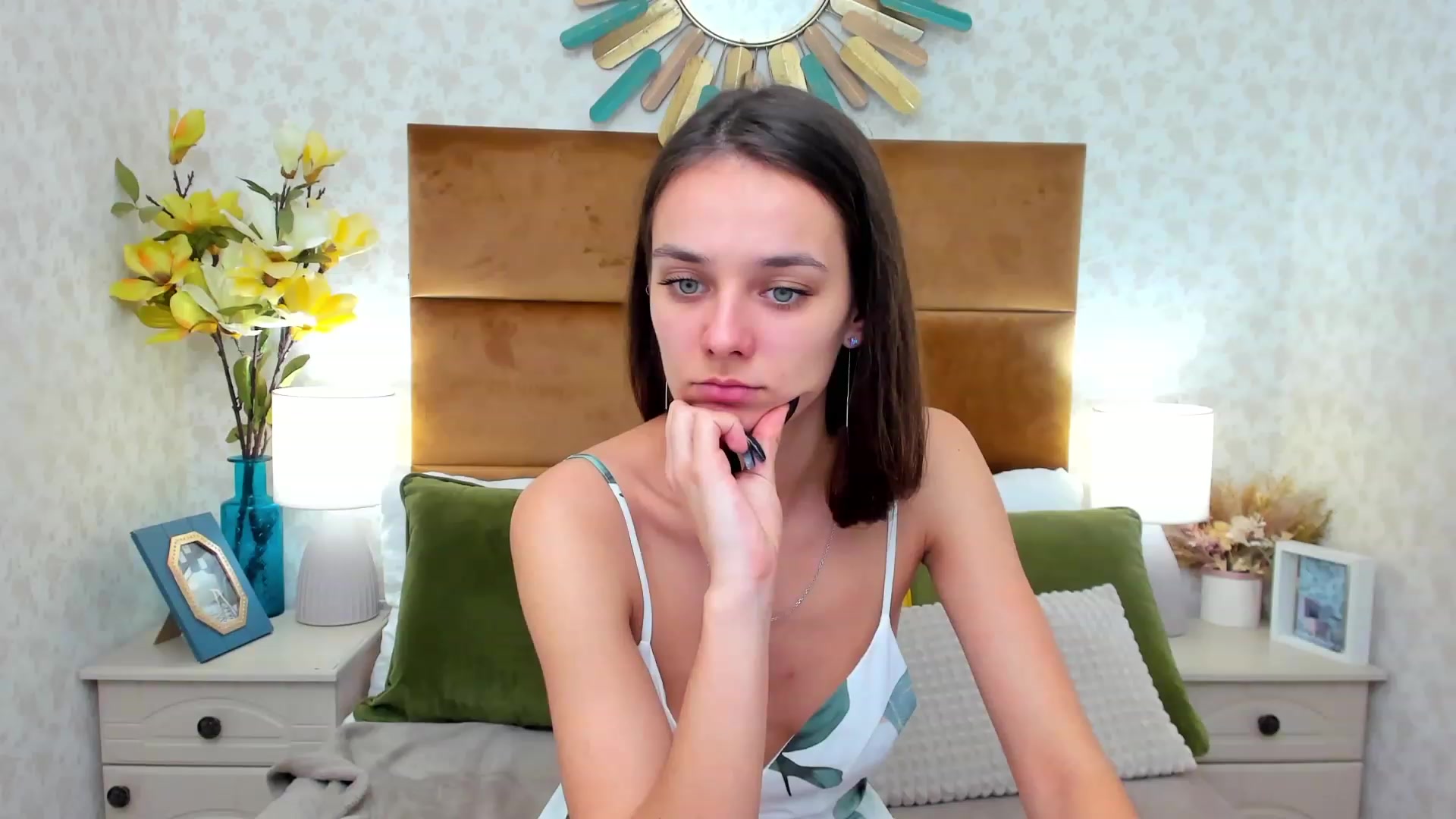 Gallery image thumbnail from AprilWong's myfreecams stream on, 01/18/2023, 17:58 image 12 of 20