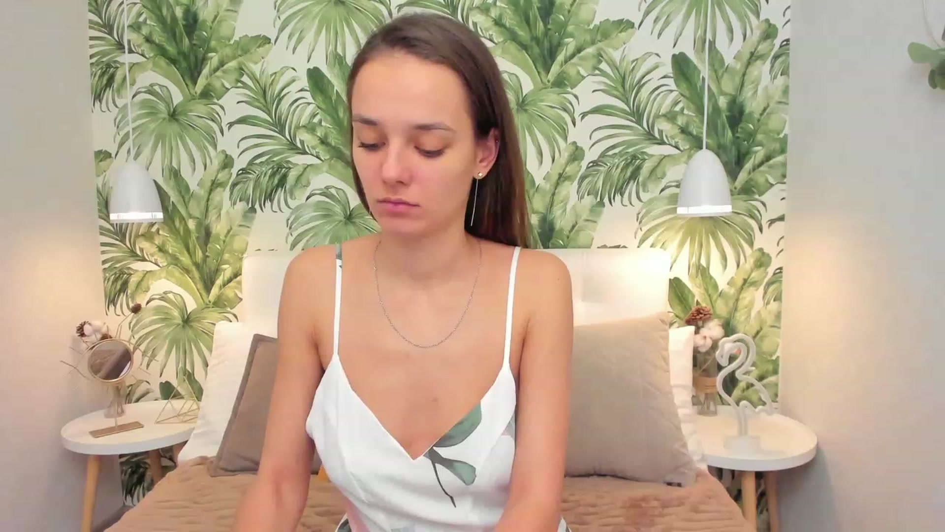 Gallery image thumbnail from AprilWong's myfreecams stream on, 01/20/2023, 08:32 image 13 of 20