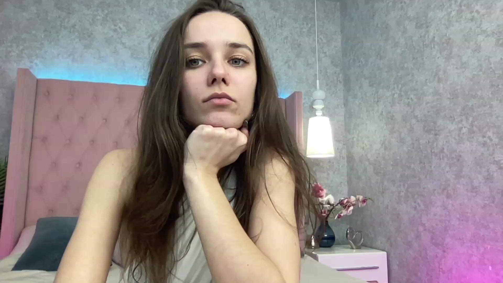 Gallery image thumbnail from AprilWong's myfreecams stream on, 01/21/2023, 15:37 image 20 of 20