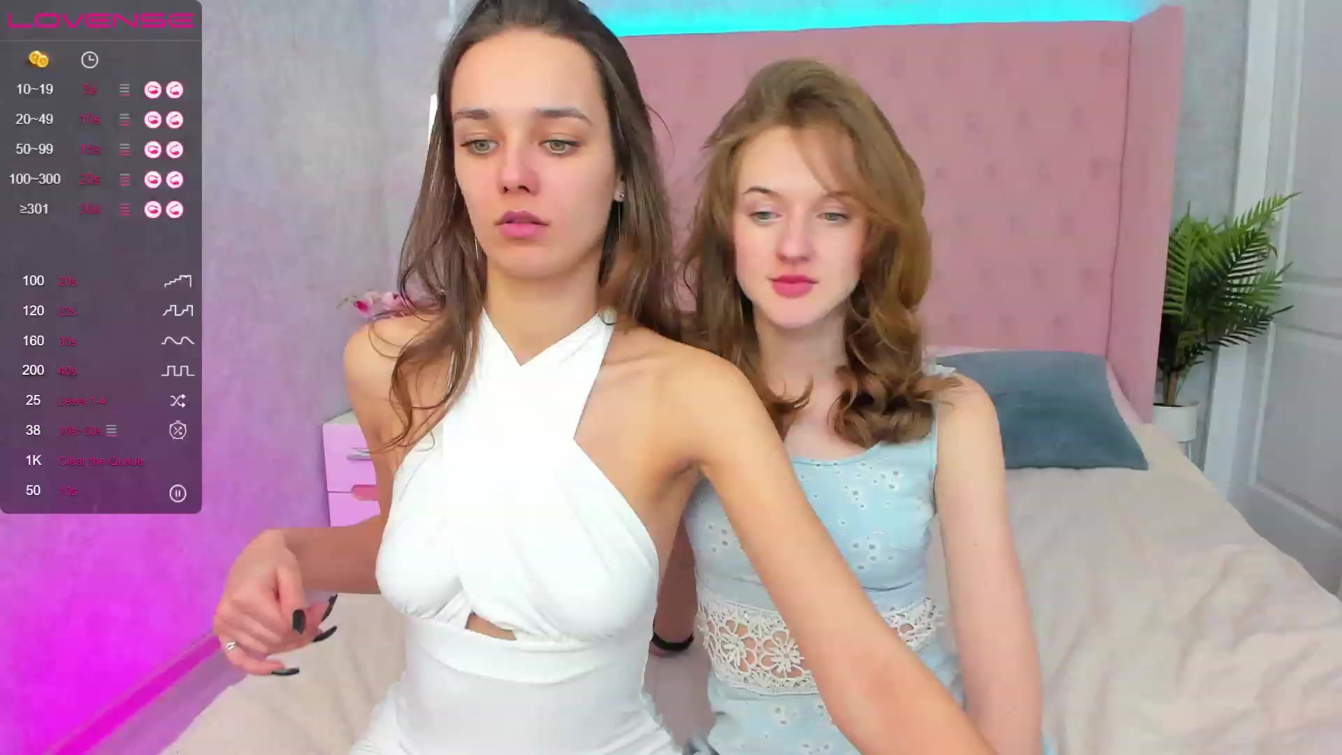 Gallery image thumbnail from AprilWong's myfreecams stream on, 01/21/2023, 17:46 image 18 of 20