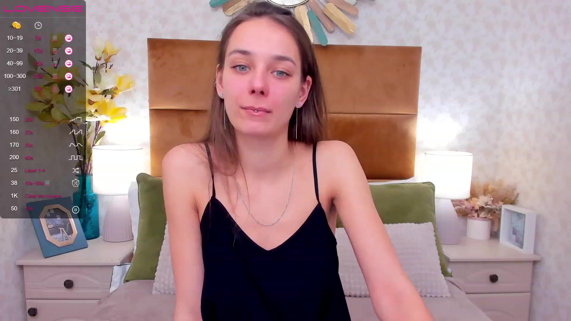 Gallery image thumbnail from AprilWong's myfreecams stream on, 01/22/2023, 13:37 image 7 of 20