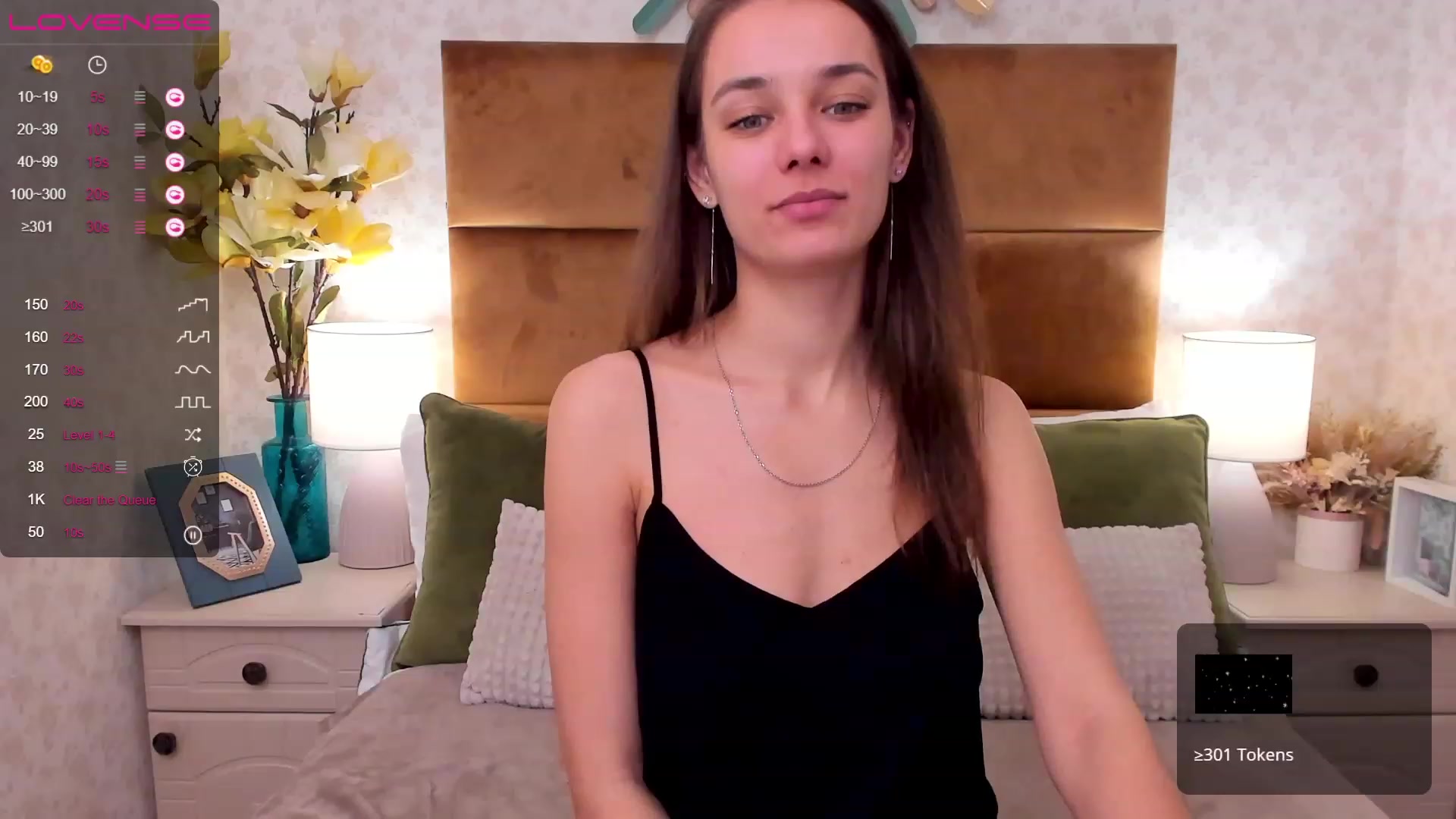 Gallery image thumbnail from AprilWong's myfreecams stream on, 01/22/2023, 15:03 image 16 of 20