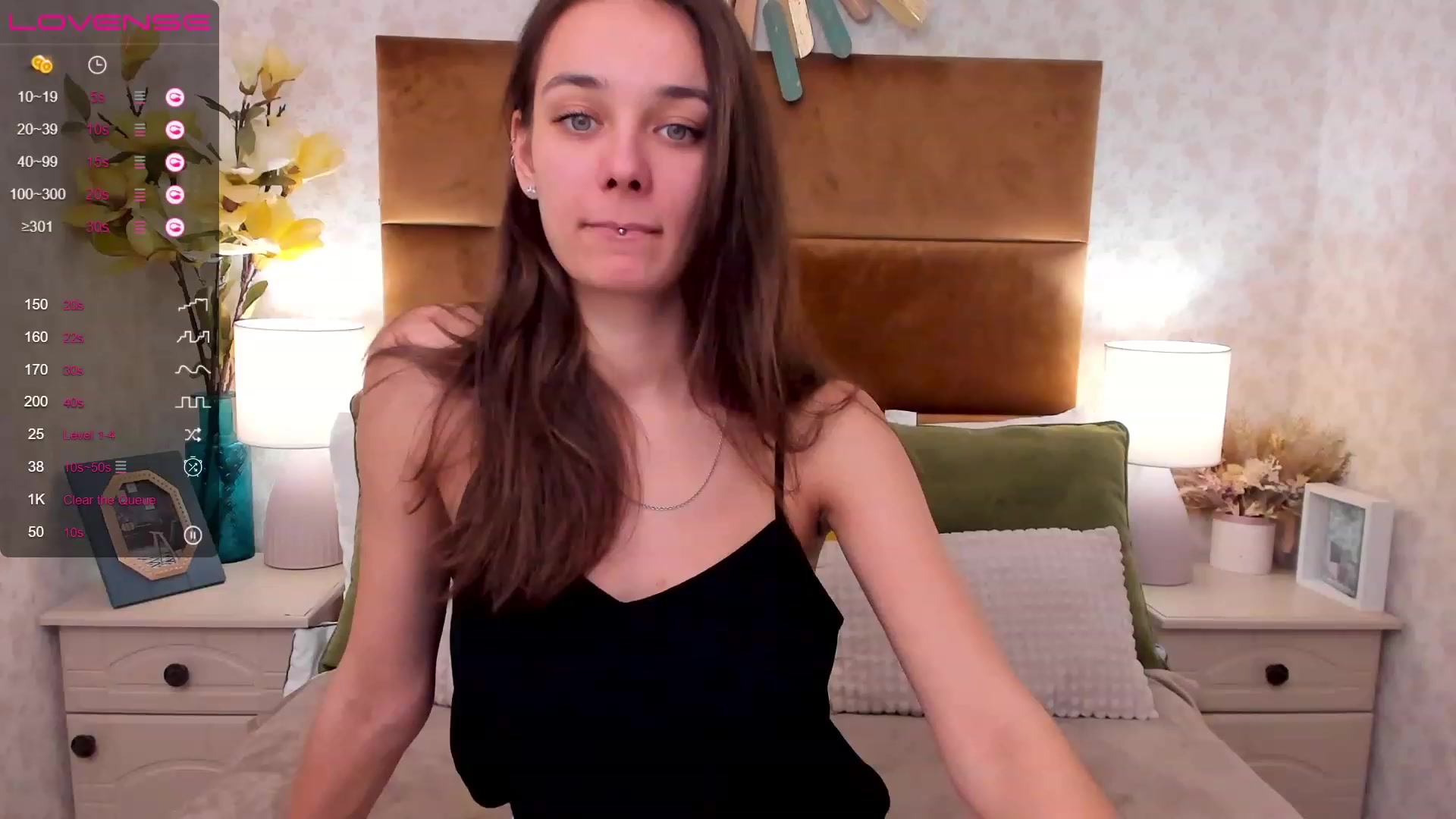 Gallery image thumbnail from AprilWong's myfreecams stream on, 01/22/2023, 15:03 image 1 of 20