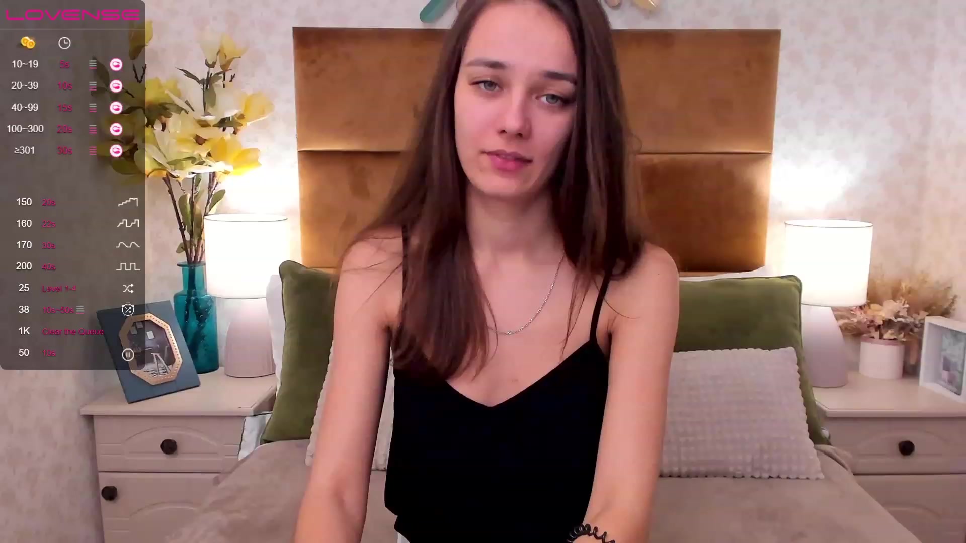 Gallery image thumbnail from AprilWong's myfreecams stream on, 01/22/2023, 15:03 image 6 of 20