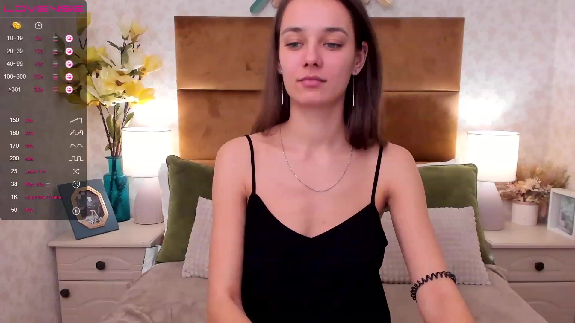 Gallery image thumbnail from AprilWong's myfreecams stream on, 01/22/2023, 15:03 image 11 of 20