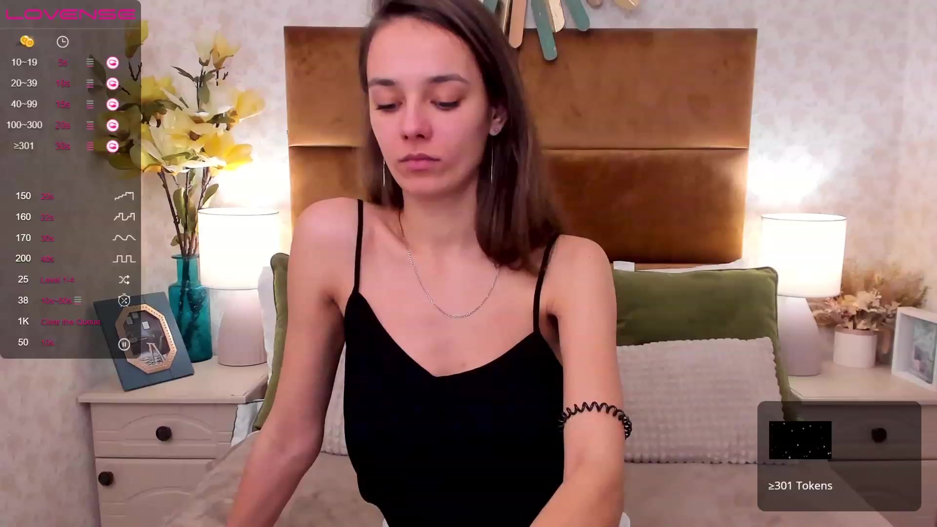 Gallery image thumbnail from AprilWong's myfreecams stream on, 01/22/2023, 15:03 image 13 of 20