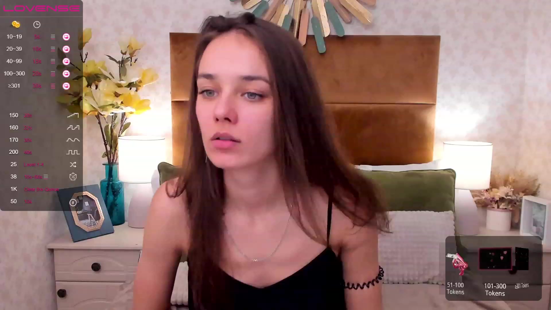 Gallery image thumbnail from AprilWong's myfreecams stream on, 01/22/2023, 17:17 image 4 of 20