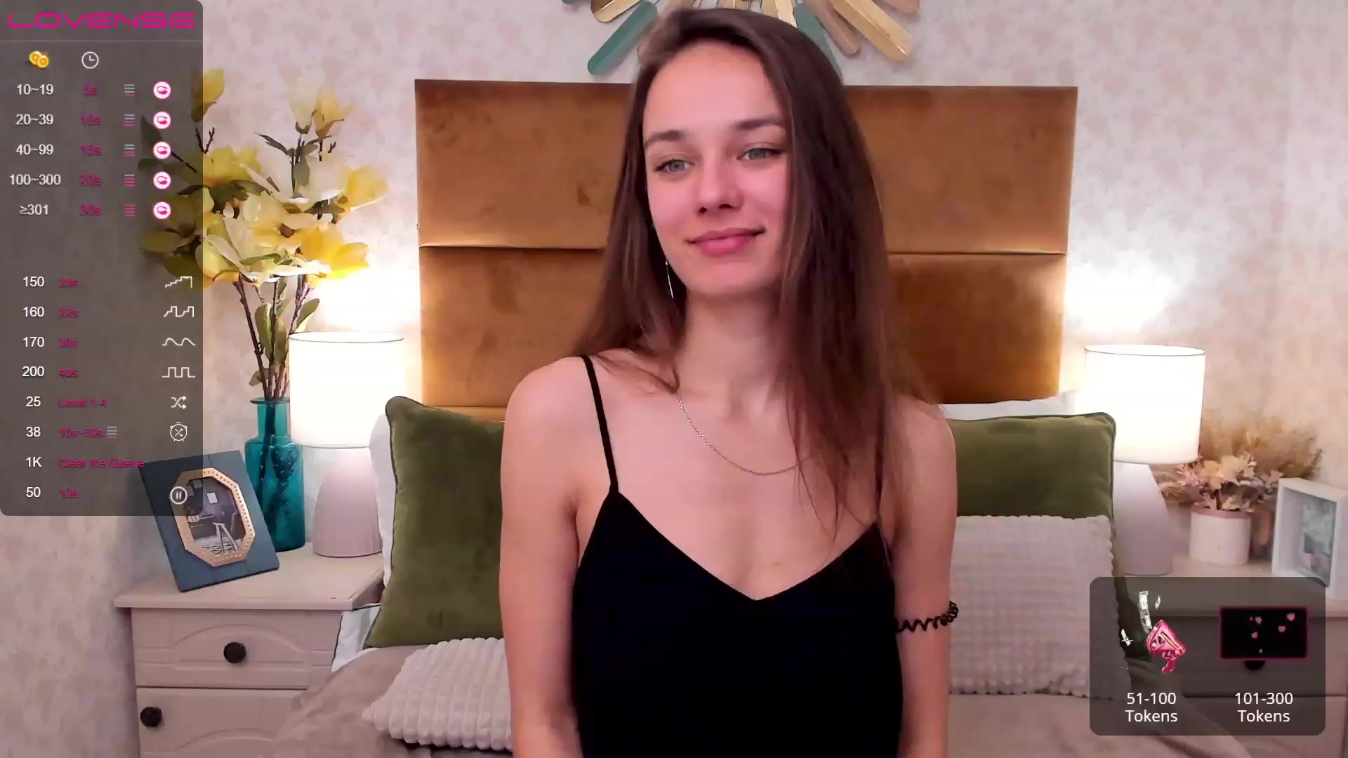 Gallery image thumbnail from AprilWong's myfreecams stream on, 01/22/2023, 17:17 image 11 of 20