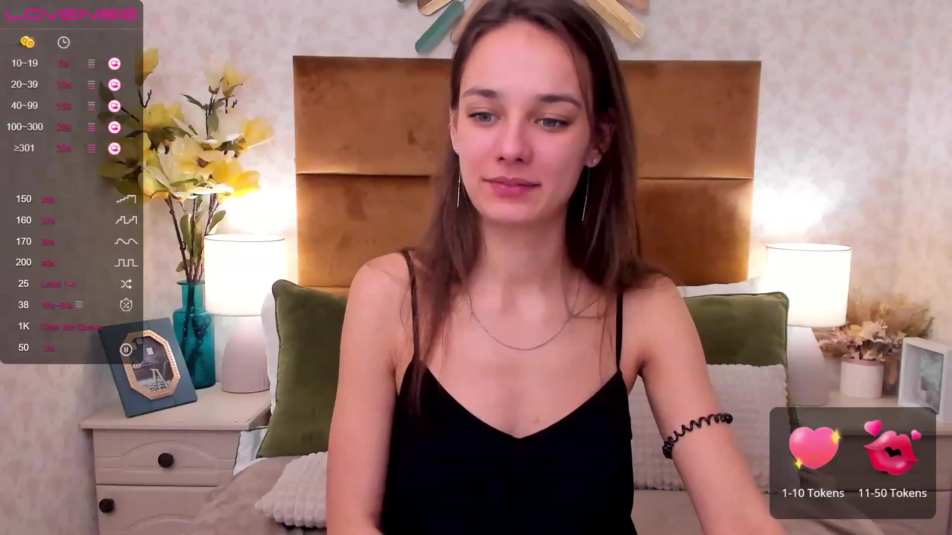 Gallery image thumbnail from AprilWong's myfreecams stream on, 01/22/2023, 17:17 image 19 of 20