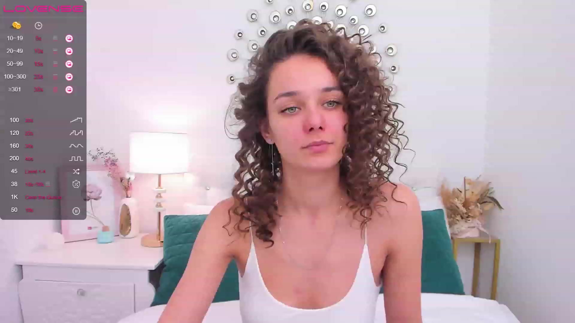 Gallery image thumbnail from AprilWong's myfreecams stream on, 01/25/2023, 19:31 image 2 of 20
