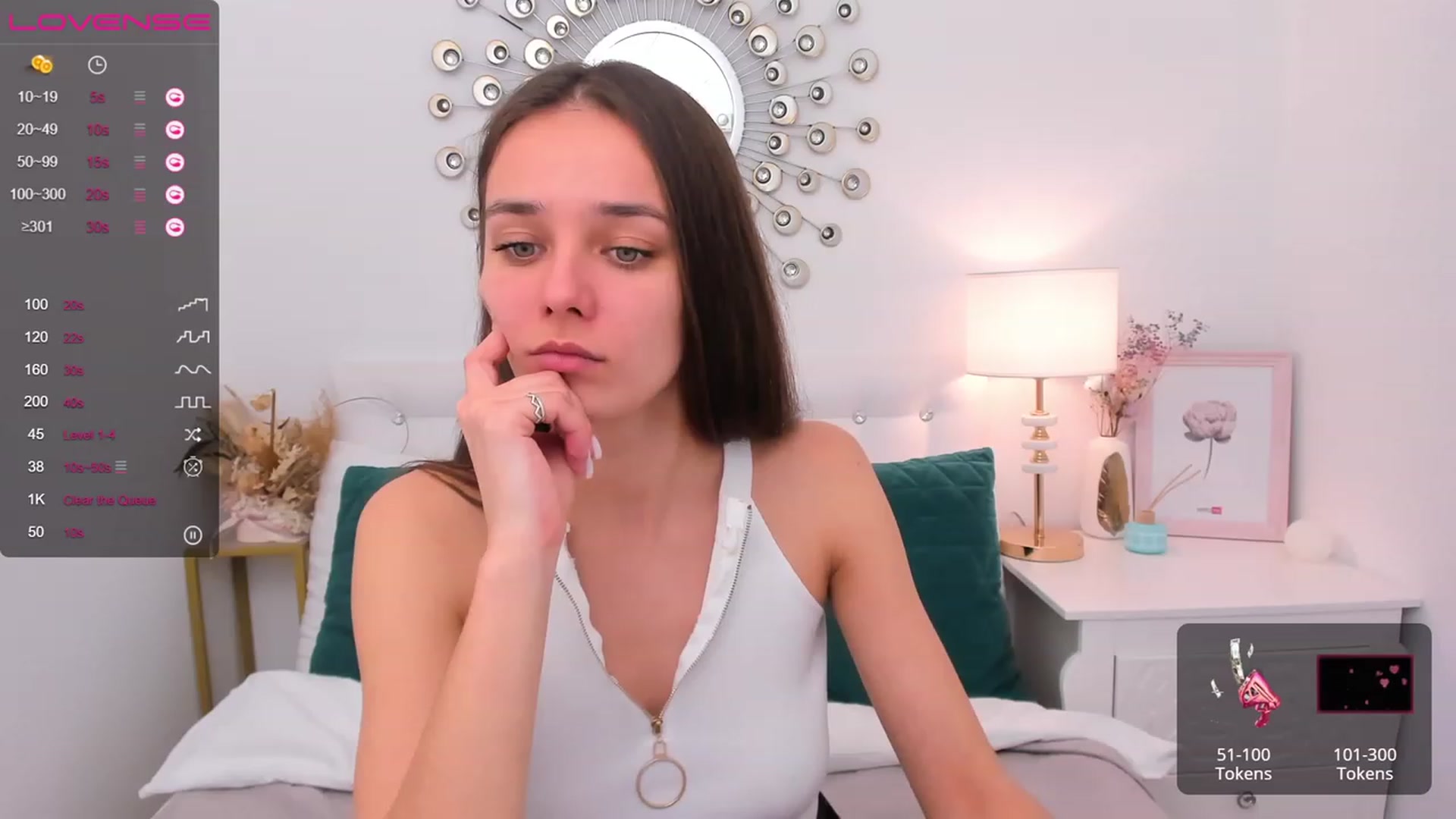 Gallery image thumbnail from AprilWong's myfreecams stream on, 01/28/2023, 18:37 image 20 of 20