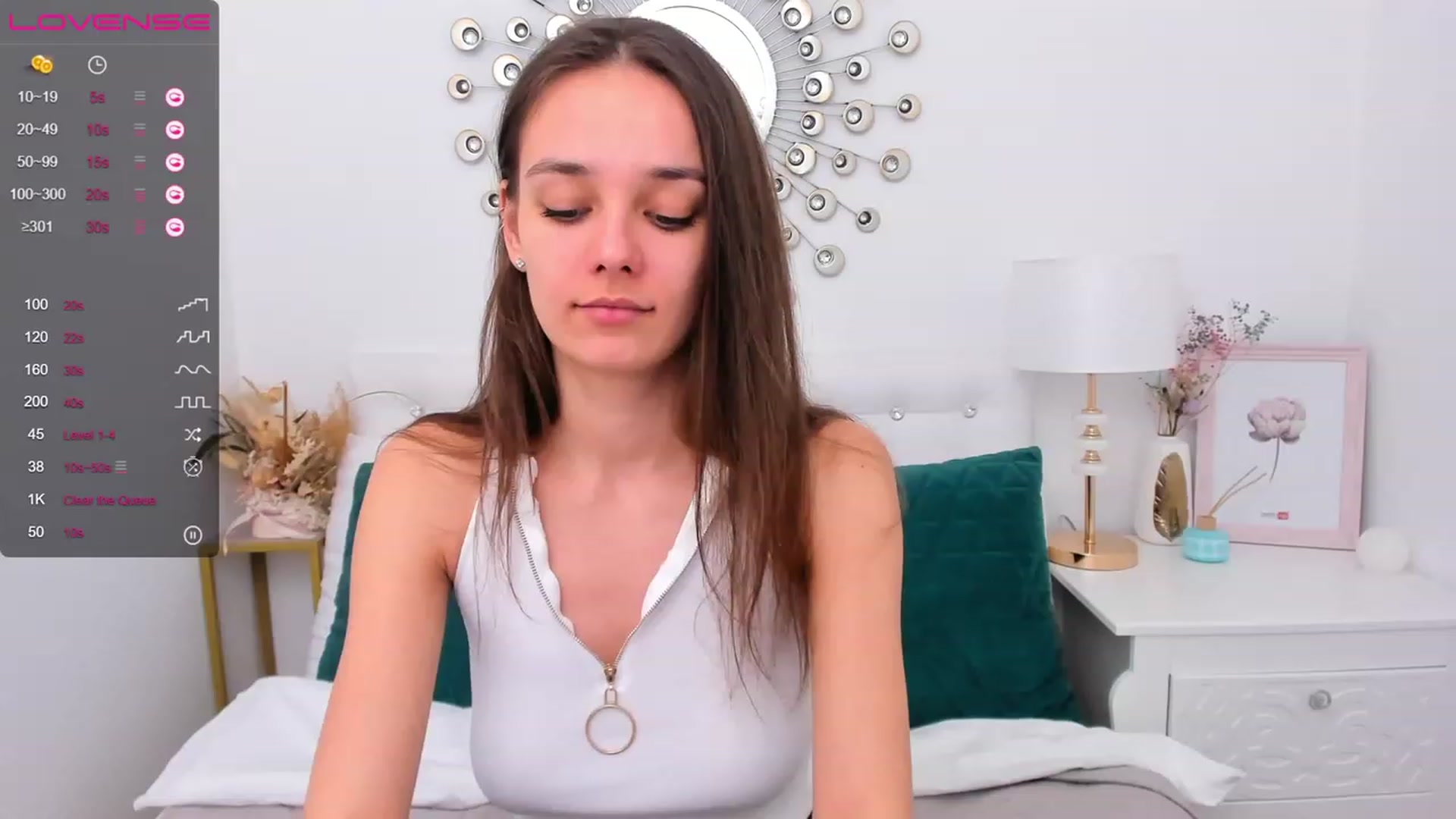 Gallery image thumbnail from AprilWong's myfreecams stream on, 01/28/2023, 19:31 image 9 of 20