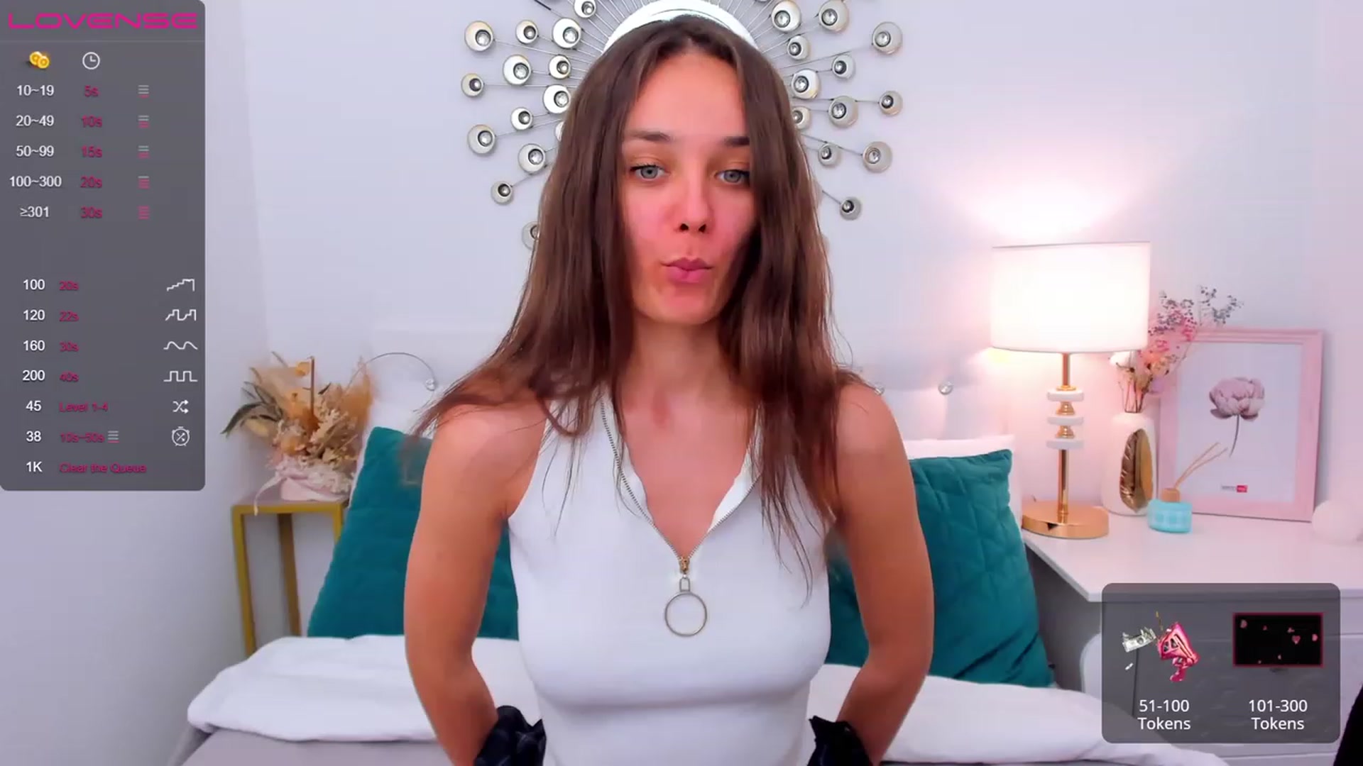 Gallery image thumbnail from AprilWong's myfreecams stream on, 01/29/2023, 13:58 image 14 of 20