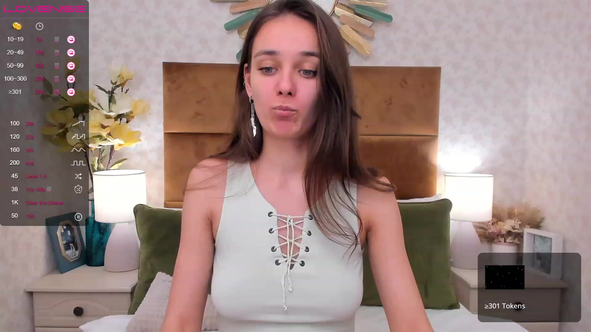 Gallery image thumbnail from AprilWong's myfreecams stream on, 01/31/2023, 17:43 image 1 of 20