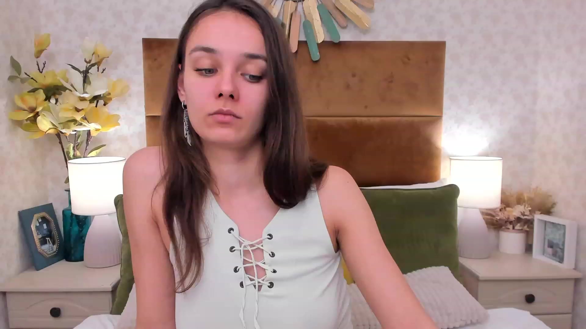 Gallery image thumbnail from AprilWong's myfreecams stream on, 01/31/2023, 19:19 image 6 of 20