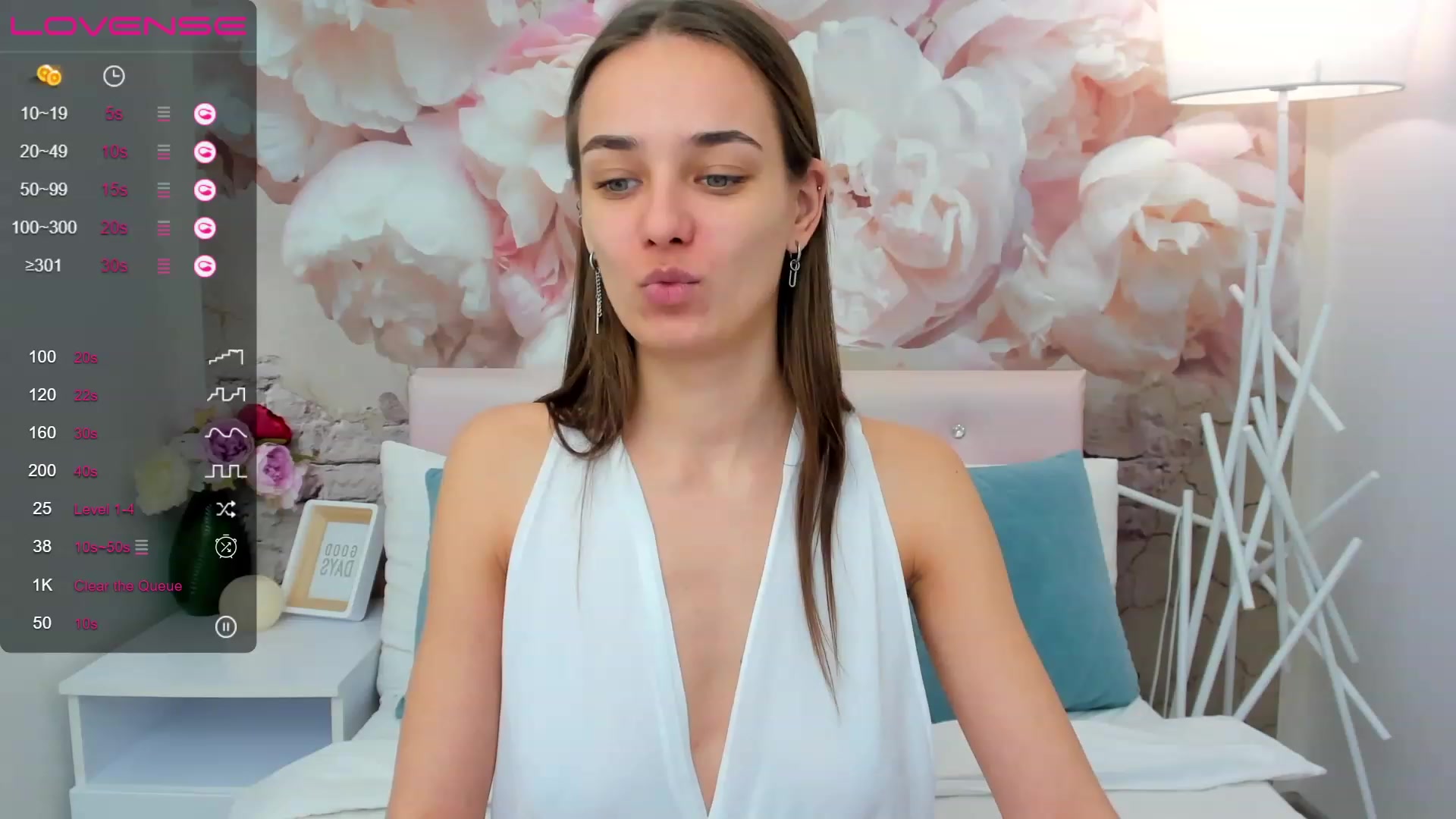Gallery image thumbnail from AprilWong's myfreecams stream on, 02/10/2023, 14:01 image 9 of 20
