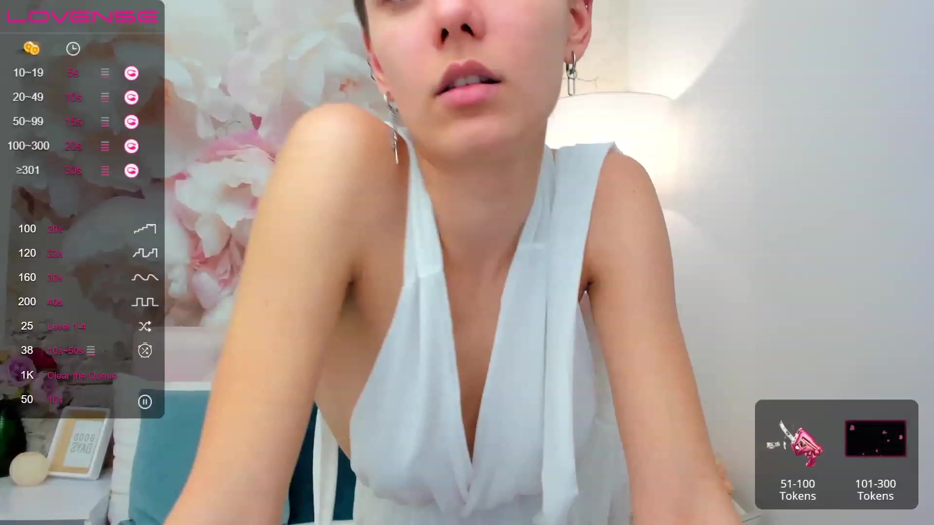 Gallery image thumbnail from AprilWong's myfreecams stream on, 02/10/2023, 18:41 image 16 of 20