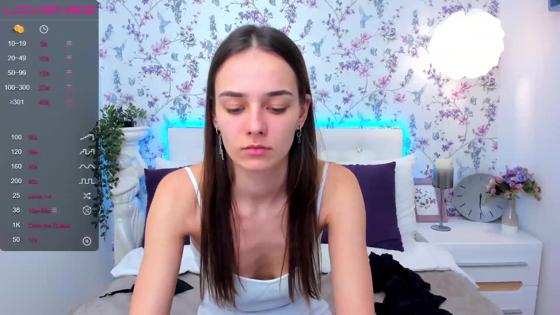 Gallery image thumbnail from AprilWong's myfreecams stream on, 02/11/2023, 19:37 image 16 of 20