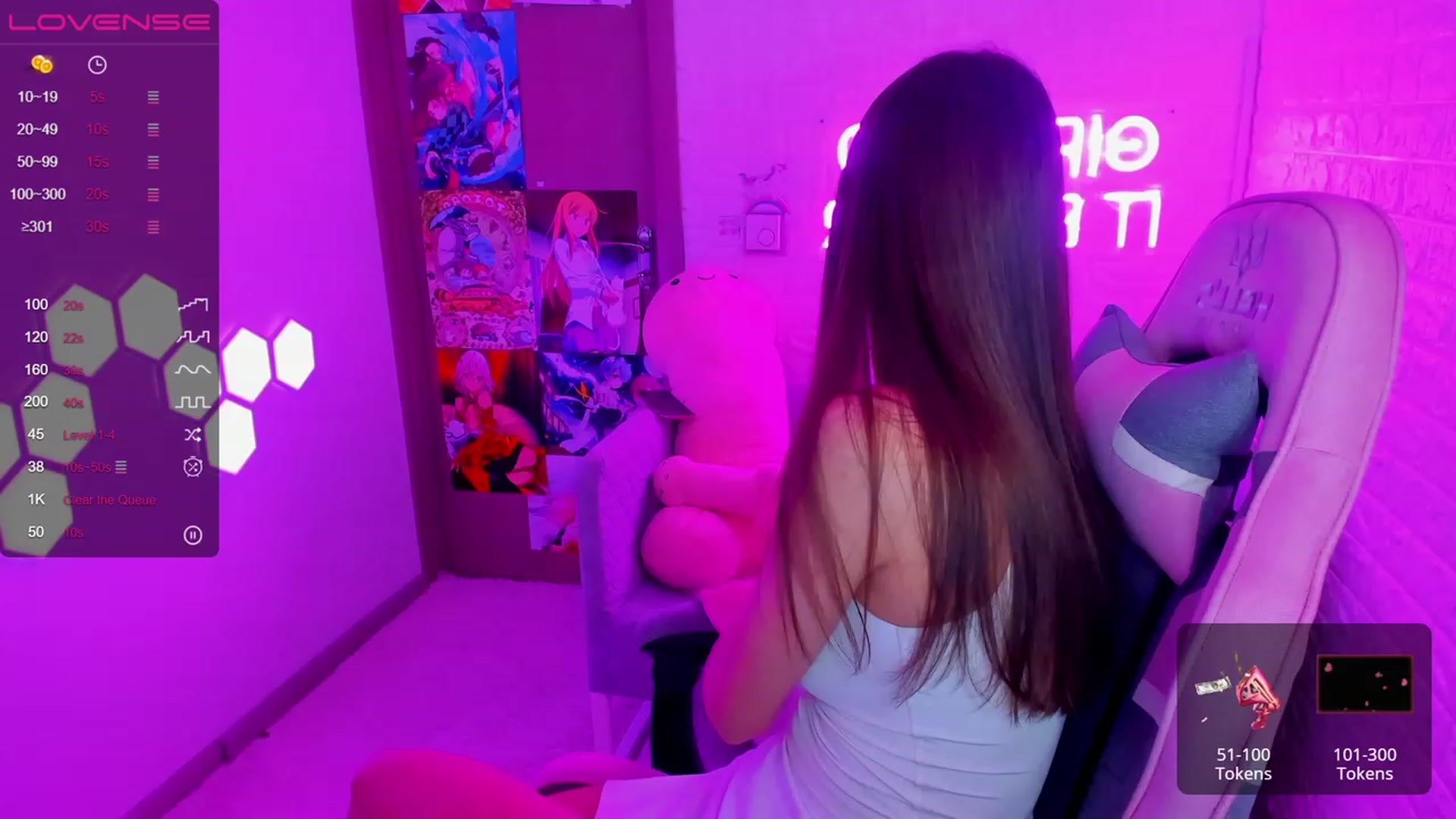 Gallery image thumbnail from AprilWong's myfreecams stream on, 02/14/2023, 14:49 image 6 of 20