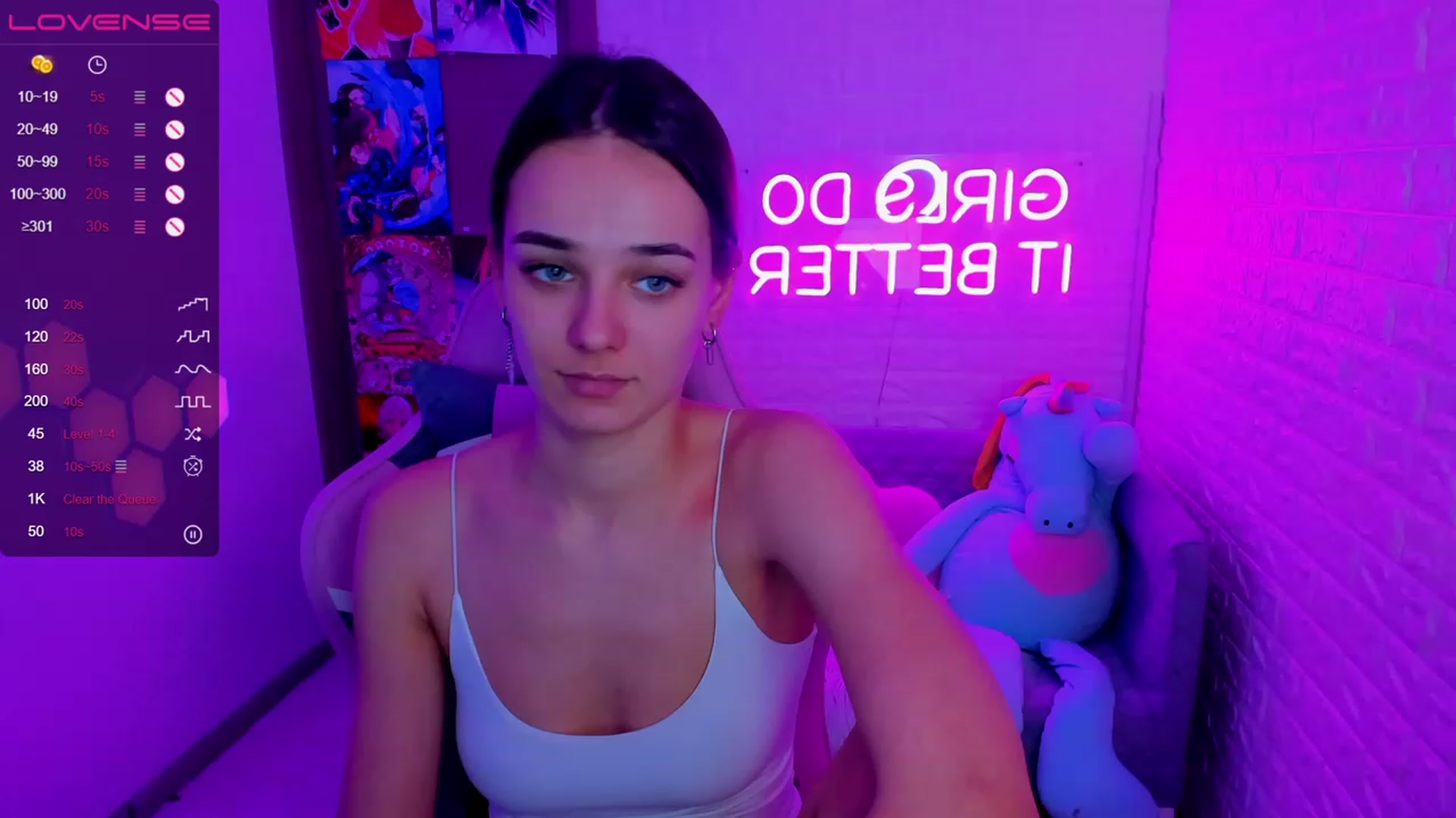 Gallery image thumbnail from AprilWong's myfreecams stream on, 02/14/2023, 18:39 image 9 of 20