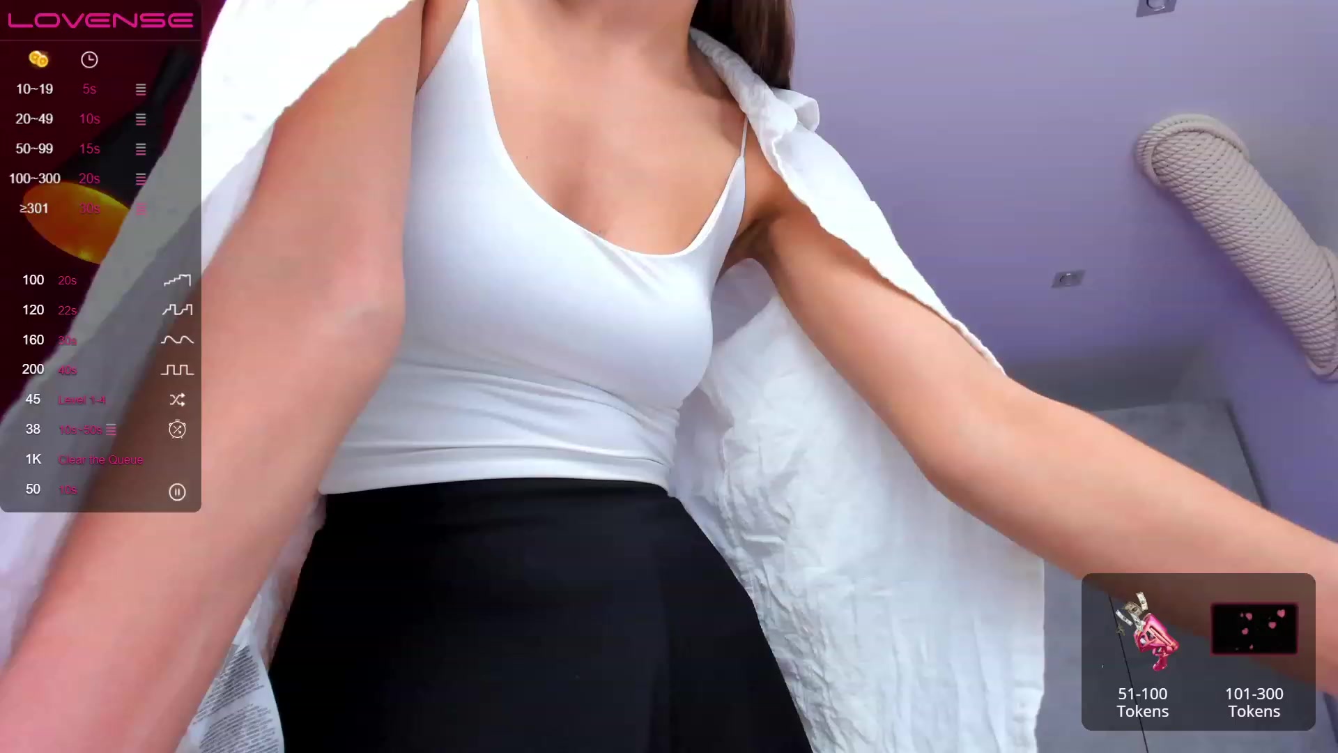 Gallery image thumbnail from AprilWong's myfreecams stream on, 03/01/2023, 18:00 image 9 of 20