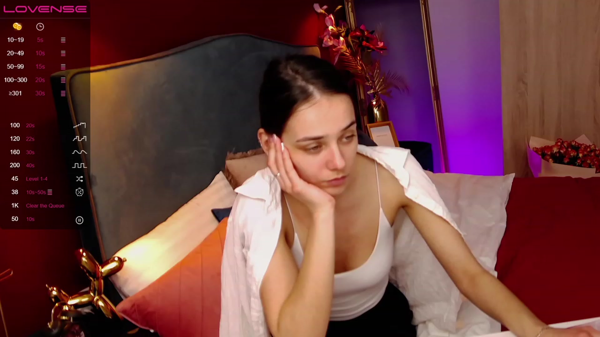 Gallery image thumbnail from AprilWong's myfreecams stream on, 03/08/2023, 18:29 image 12 of 20