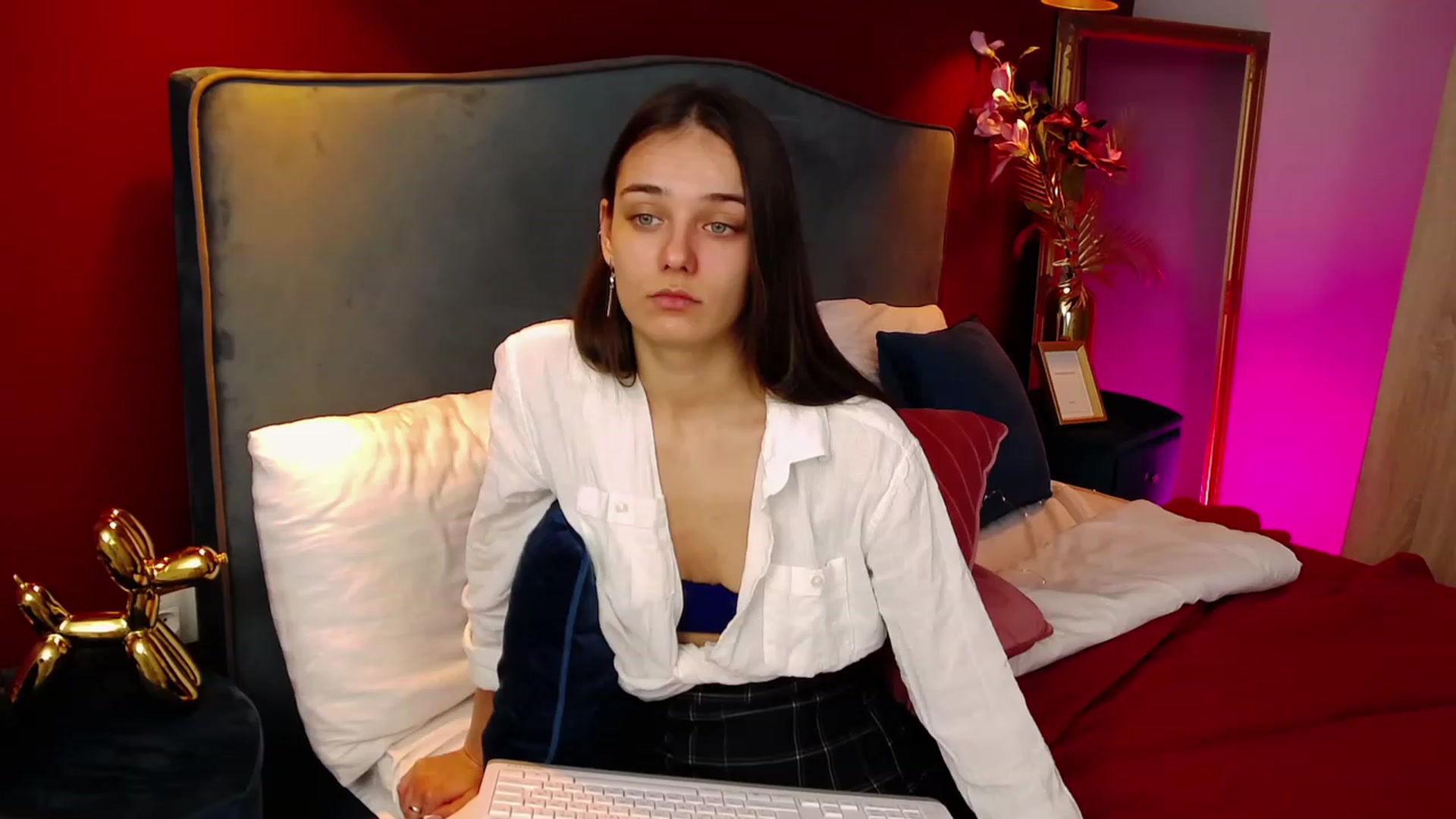 Gallery image thumbnail from AprilWong's myfreecams stream on, 03/10/2023, 18:59 image 2 of 20