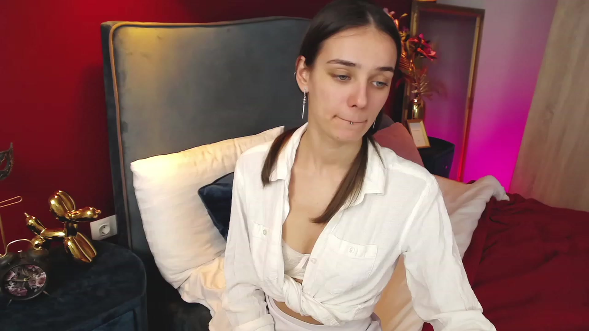 Gallery image thumbnail from AprilWong's myfreecams stream on, 03/12/2023, 19:57 image 14 of 20