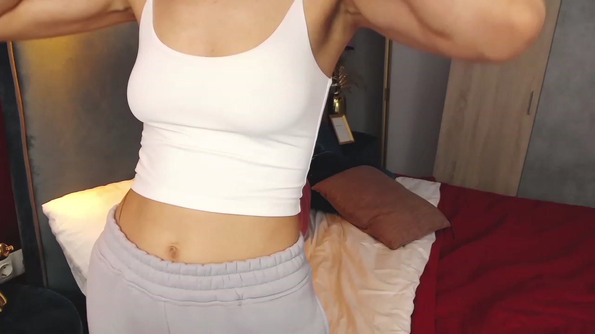 Gallery image thumbnail from AprilWong's myfreecams stream on, 03/15/2023, 04:39 image 18 of 20