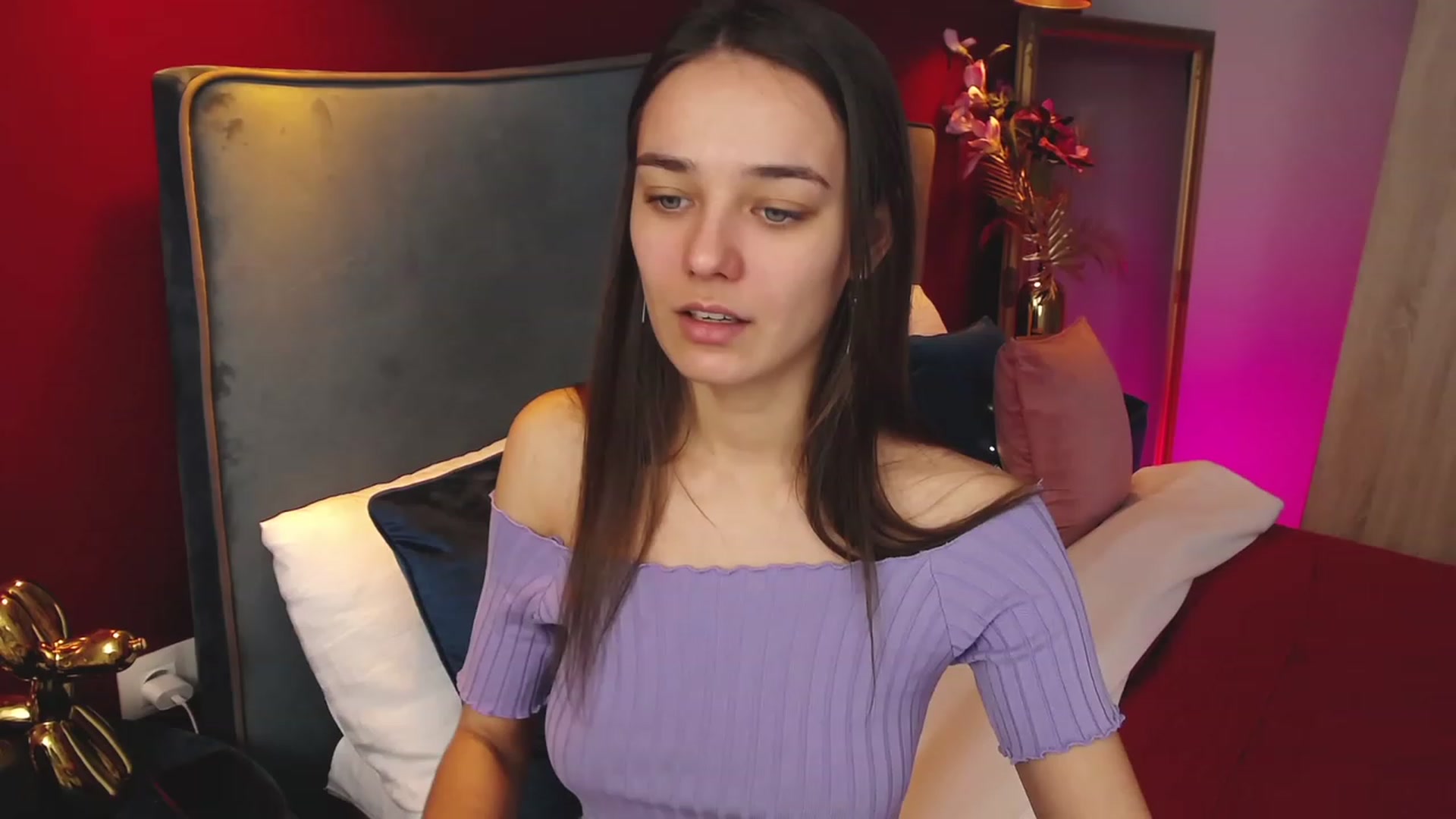 Gallery image thumbnail from AprilWong's myfreecams stream on, 03/18/2023, 12:43 image 1 of 20