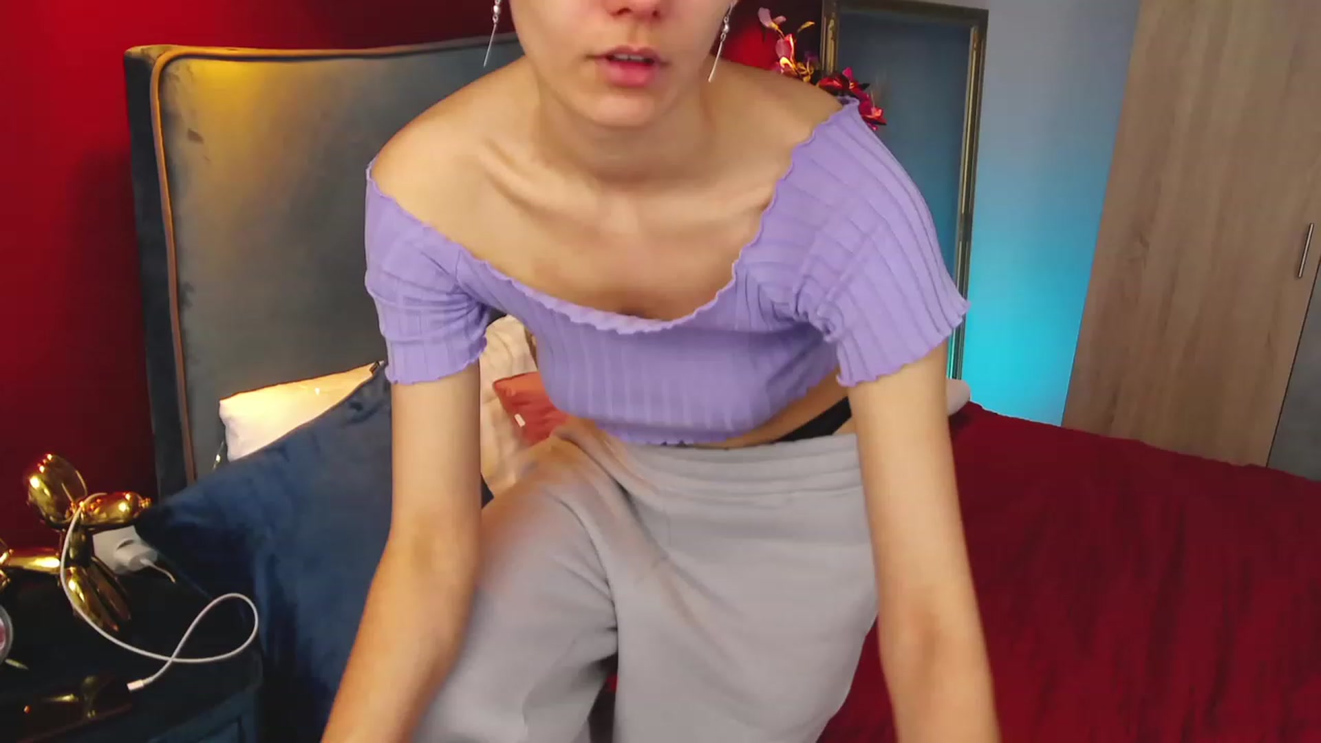 Gallery image thumbnail from AprilWong's myfreecams stream on, 03/26/2023, 08:26 image 19 of 20
