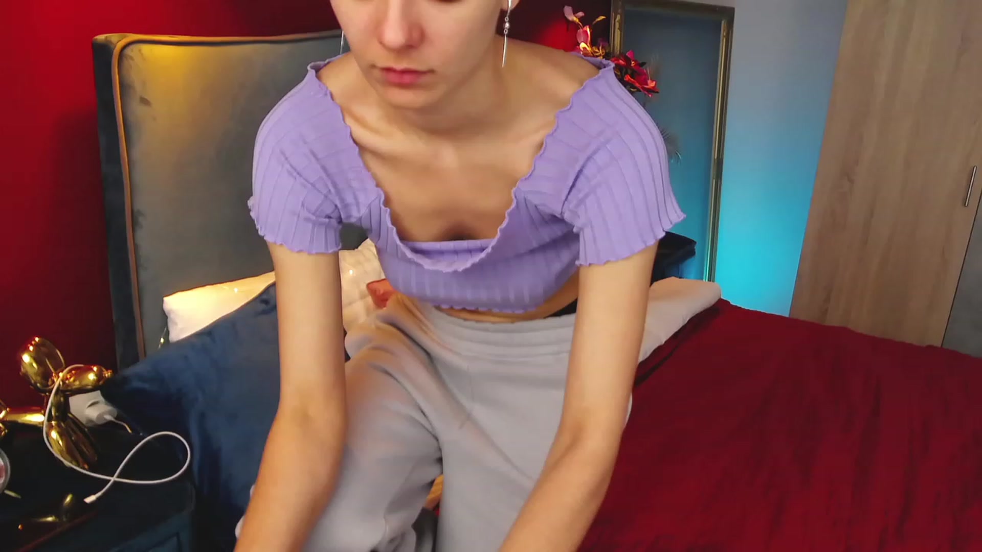 Gallery image thumbnail from AprilWong's myfreecams stream on, 03/26/2023, 08:26 image 8 of 20
