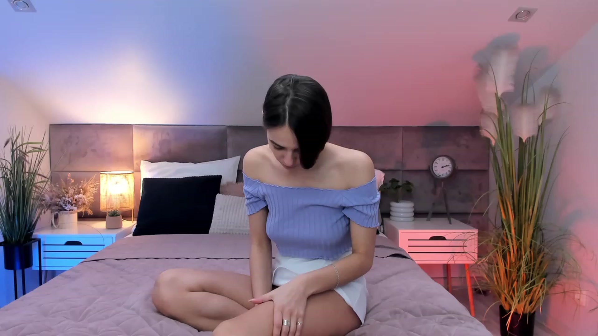 Gallery image thumbnail from AprilWong's myfreecams stream on, 03/29/2023, 11:40 image 19 of 20