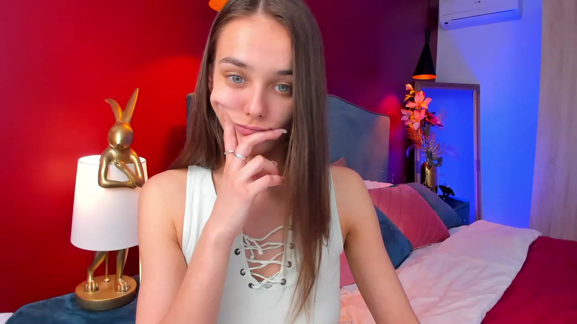Gallery image thumbnail from AprilWong's myfreecams stream on, 04/05/2023, 13:49 image 20 of 20