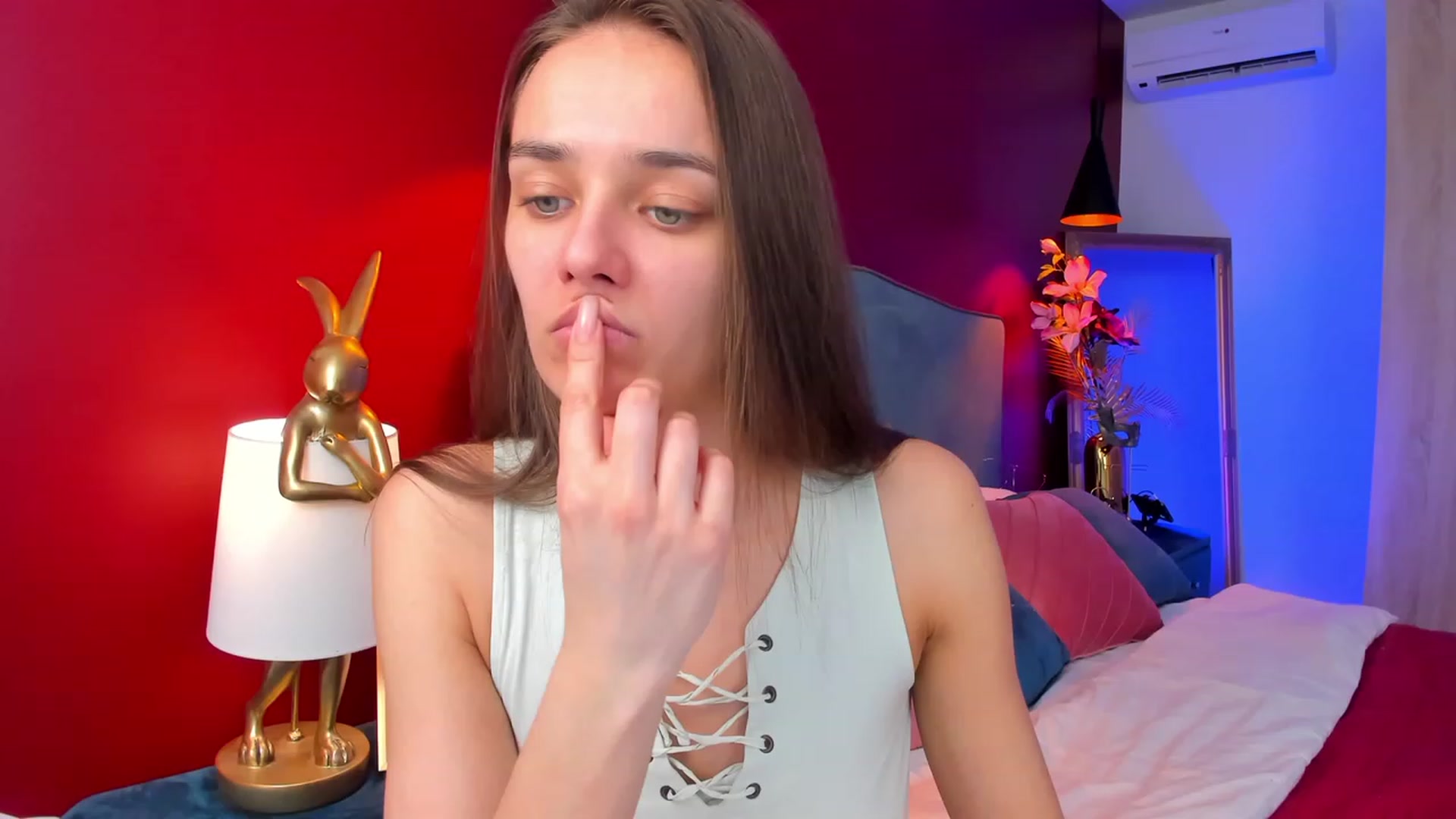 Gallery image thumbnail from AprilWong's myfreecams stream on, 04/05/2023, 14:57 image 3 of 20