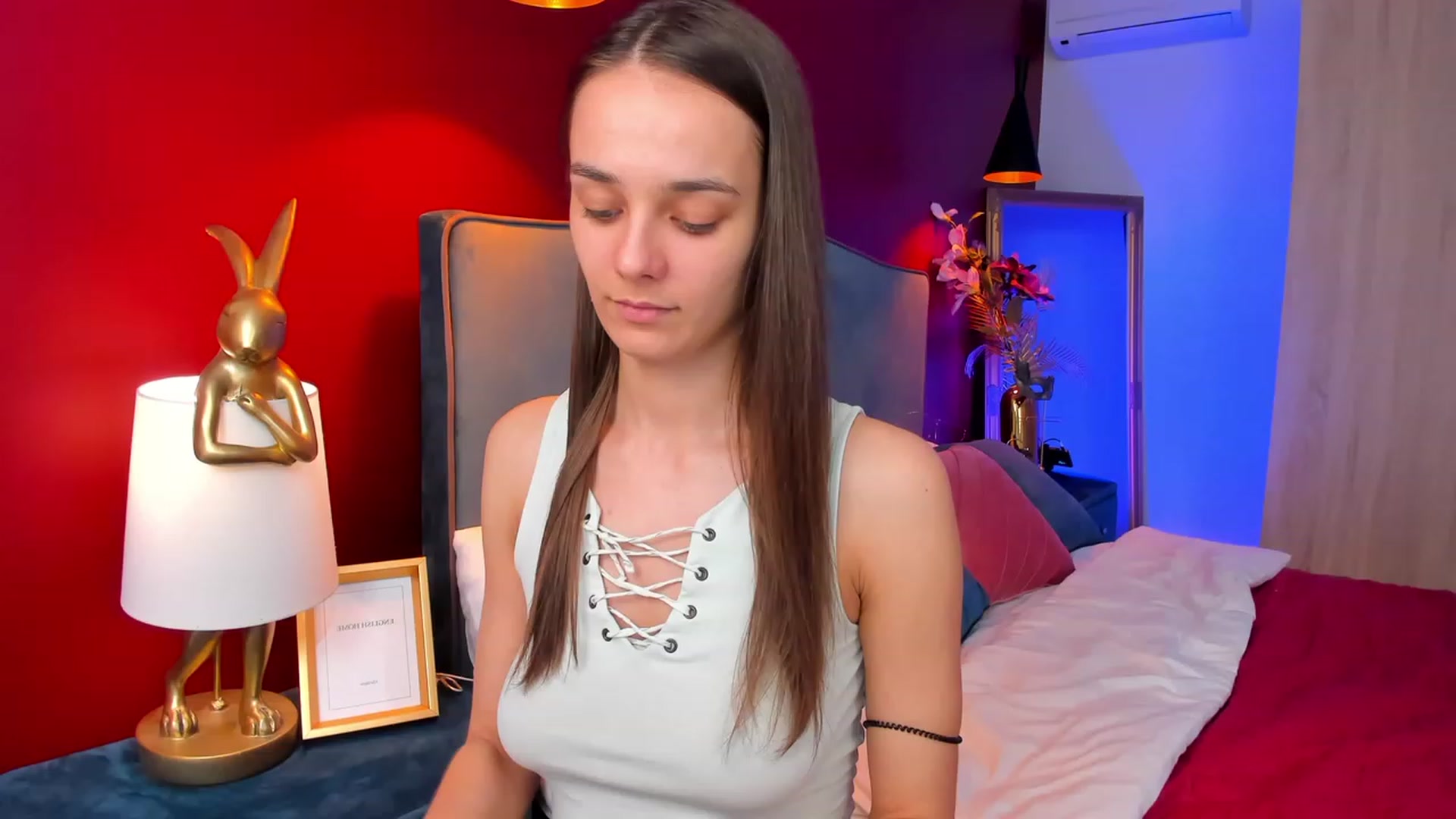 Gallery image thumbnail from AprilWong's myfreecams stream on, 04/05/2023, 18:47 image 3 of 20