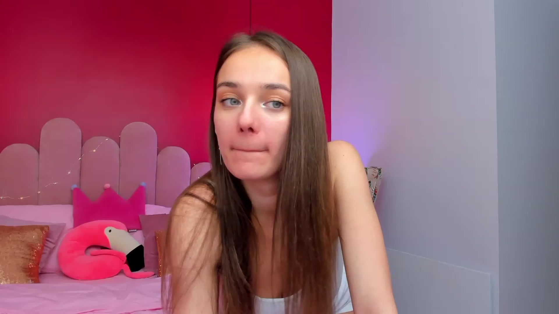 Gallery image thumbnail from AprilWong's myfreecams stream on, 04/12/2023, 15:38 image 13 of 20