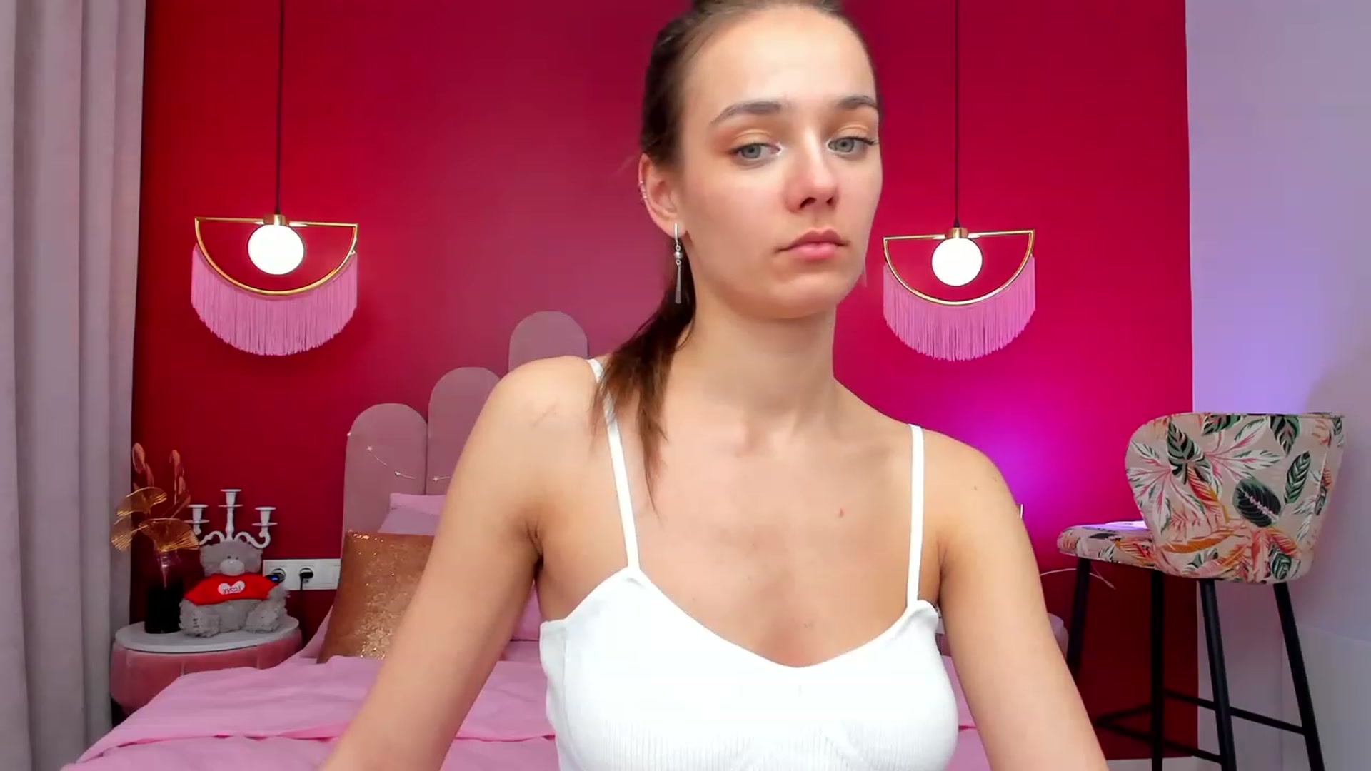 Gallery image thumbnail from AprilWong's myfreecams stream on, 04/12/2023, 15:38 image 20 of 20