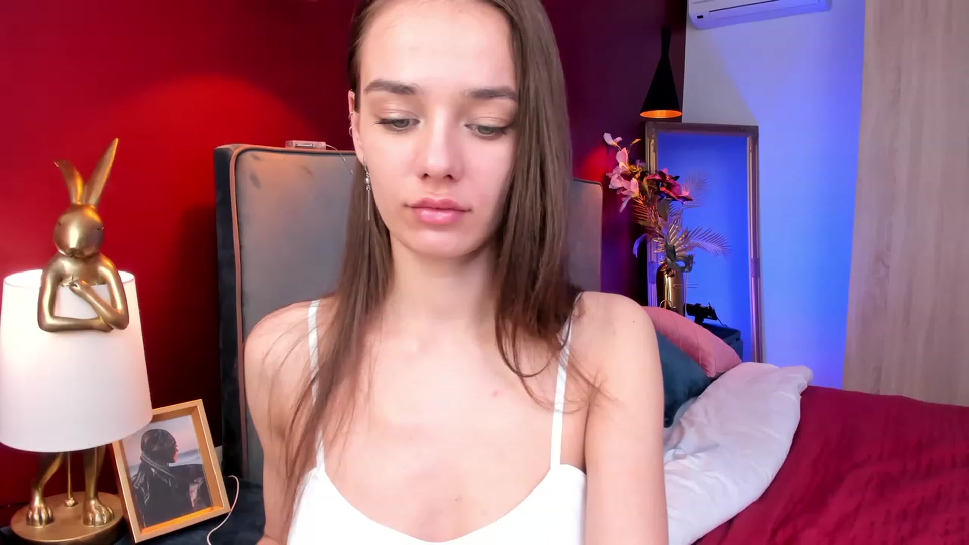 Gallery image thumbnail from AprilWong's myfreecams stream on, 04/14/2023, 08:53 image 11 of 20
