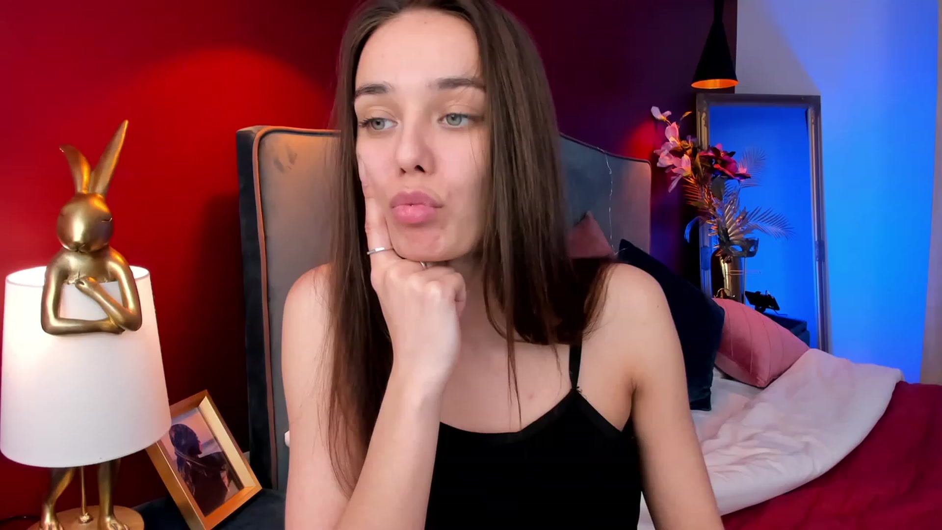 Gallery image thumbnail from AprilWong's myfreecams stream on, 04/16/2023, 08:15 image 18 of 20