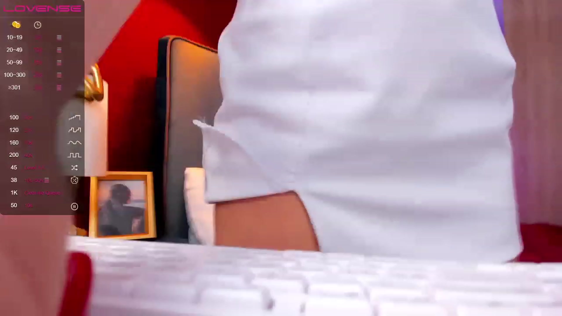 Gallery image thumbnail from AprilWong's myfreecams stream on, 04/23/2023, 15:10 image 14 of 20