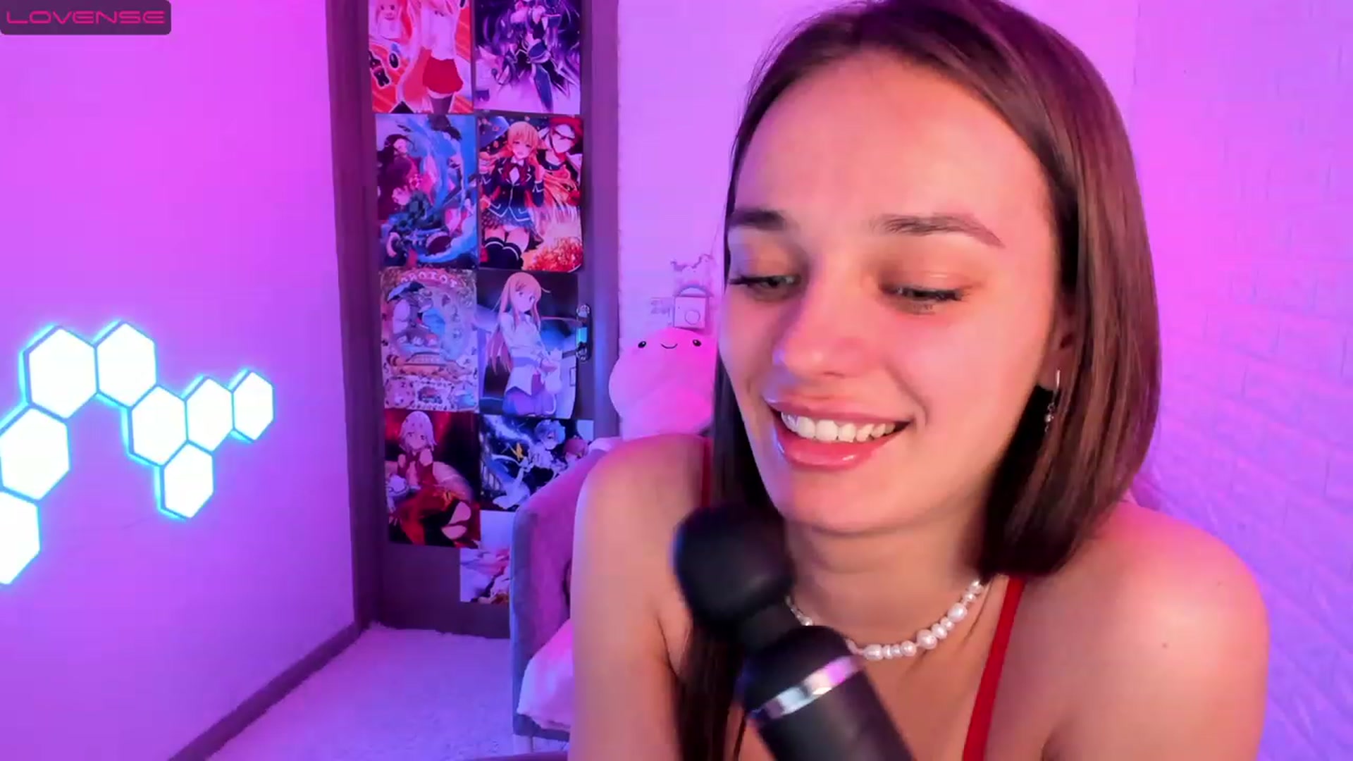 Gallery image thumbnail from AprilWong's myfreecams stream on, 05/04/2023, 16:50 image 6 of 20