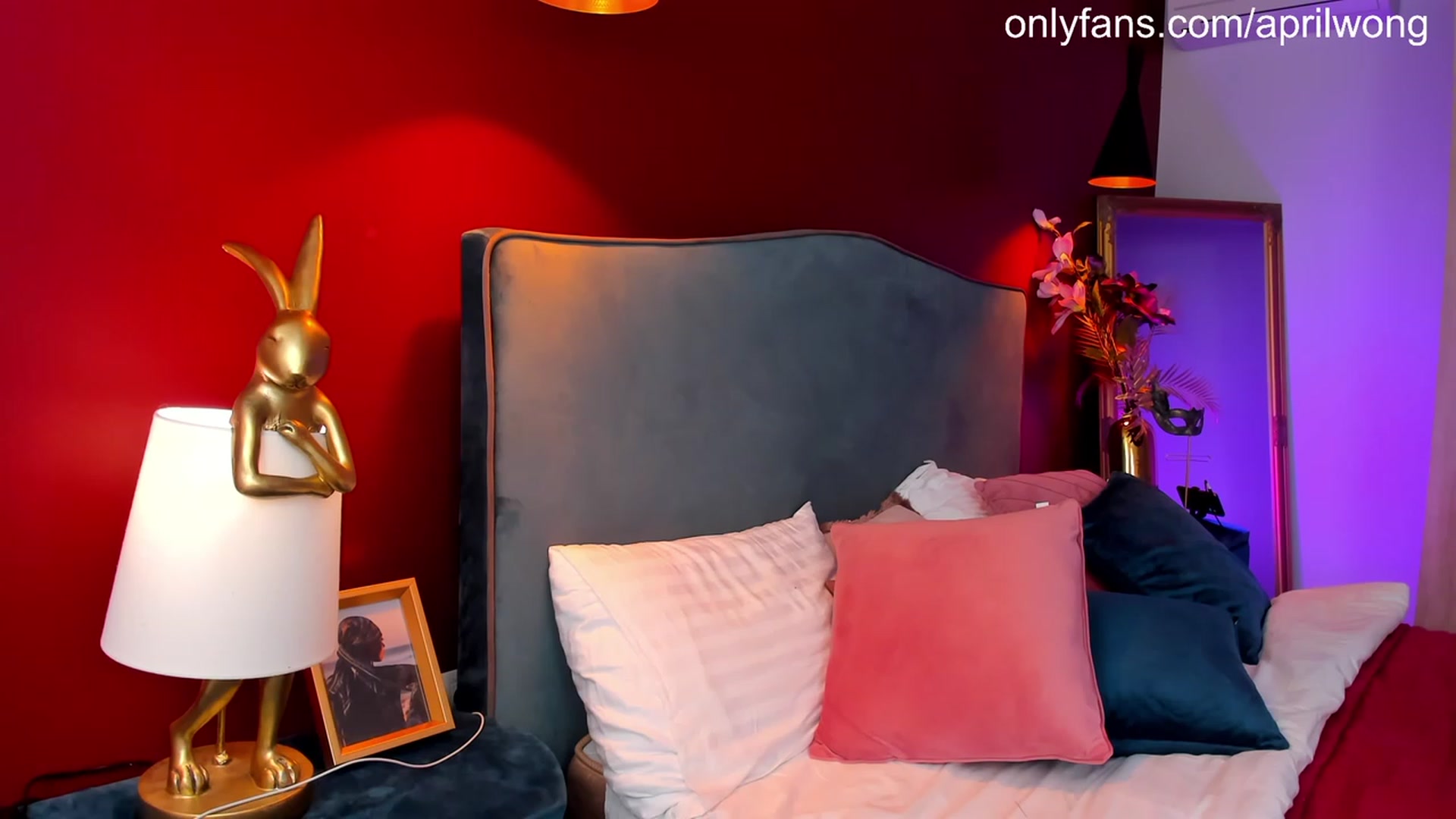 Gallery image thumbnail from AprilWong's myfreecams stream on, 05/27/2023, 17:04 image 13 of 20