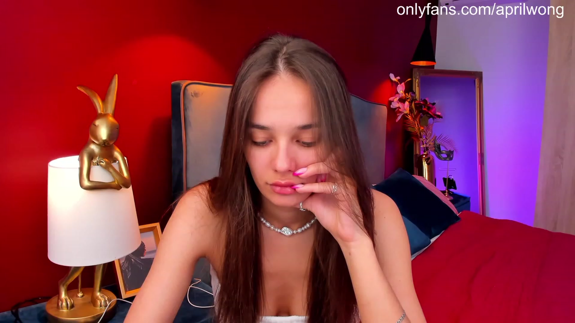 Gallery image thumbnail from AprilWong's myfreecams stream on, 05/31/2023, 08:11 image 6 of 20