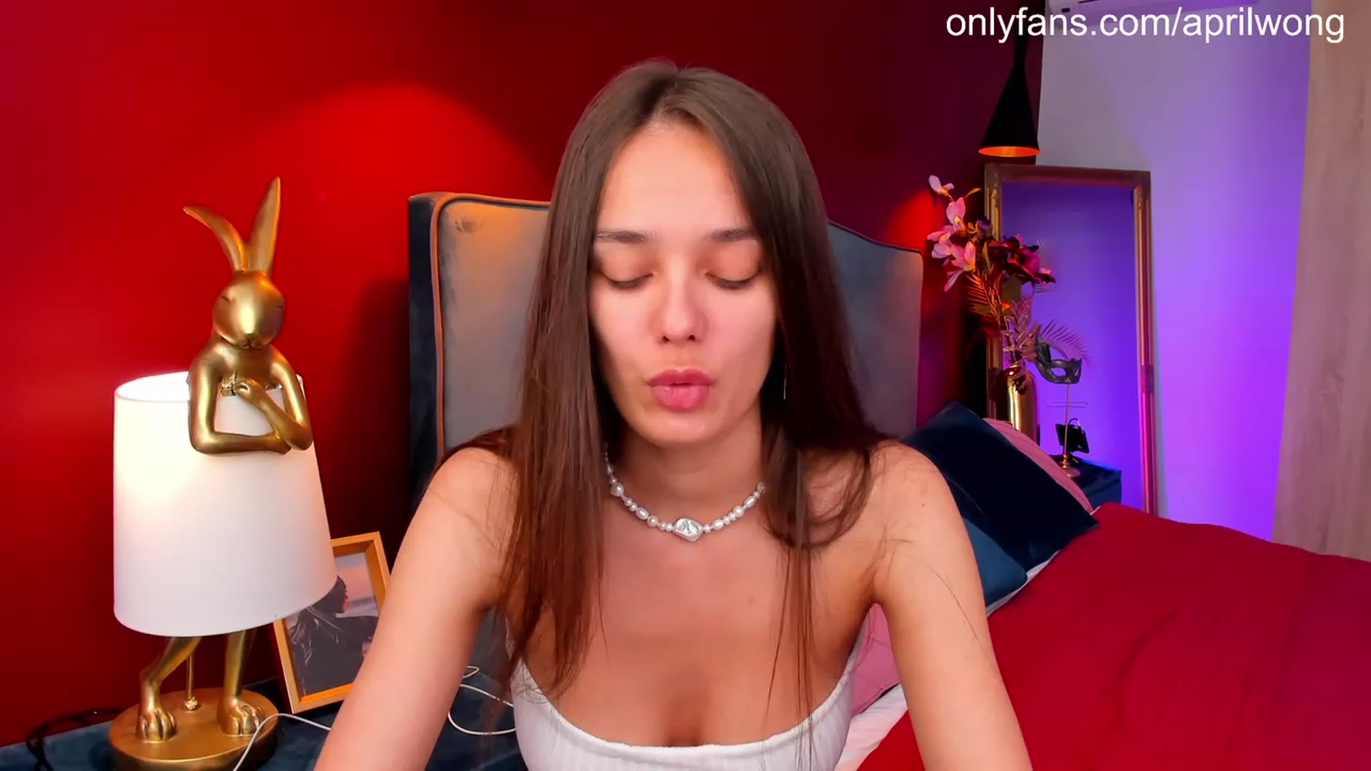 Gallery image thumbnail from AprilWong's myfreecams stream on, 05/31/2023, 08:11 image 1 of 20